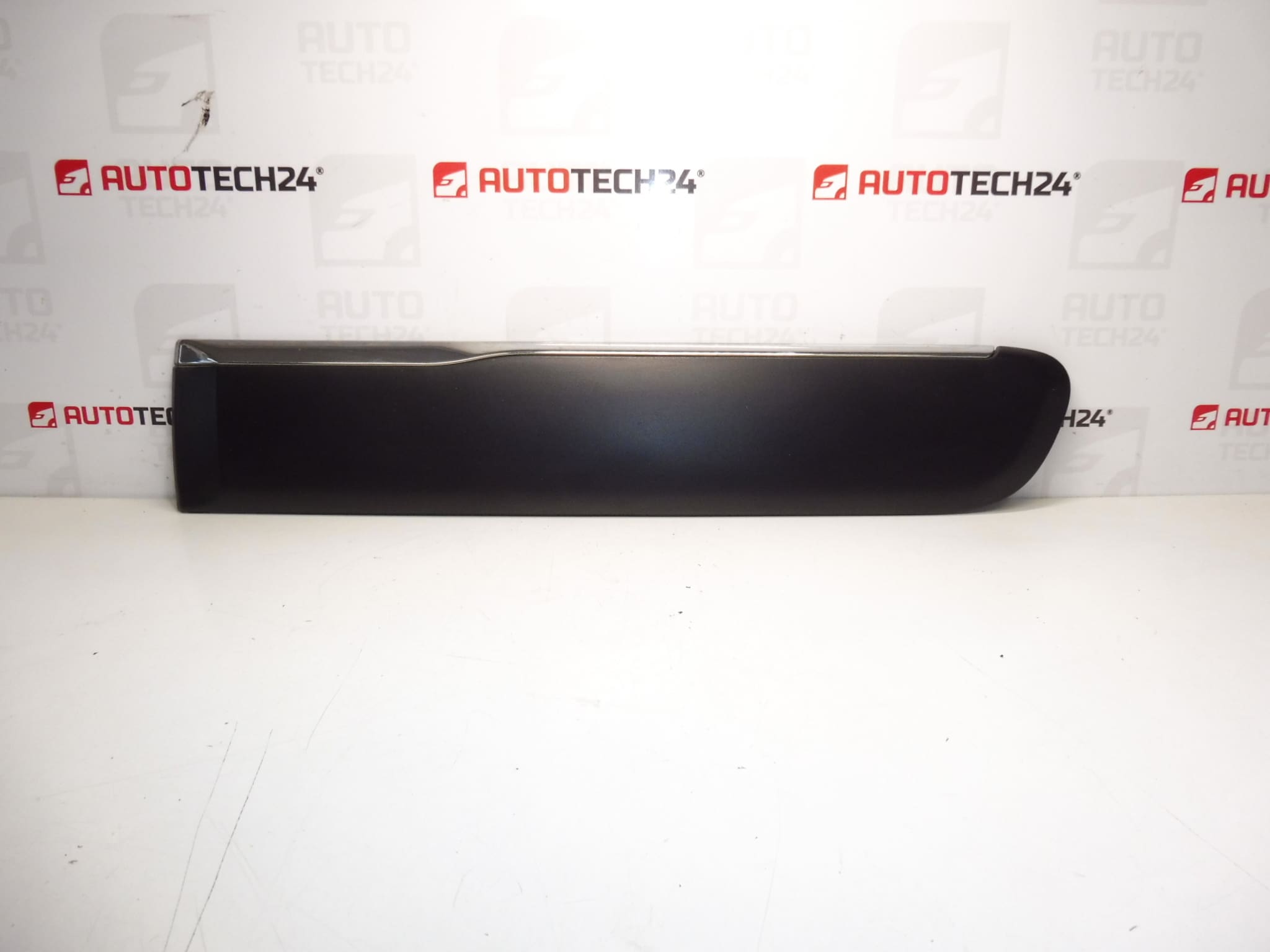 Barra traseira esquerda Citroen C3 Picasso 9686338477 8546Y5