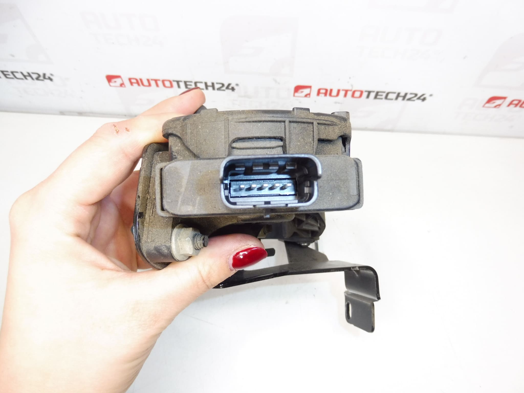 Pedal do Acelerador HELLA Citroën Peugeot 1400752980 1601S8 - Image 2