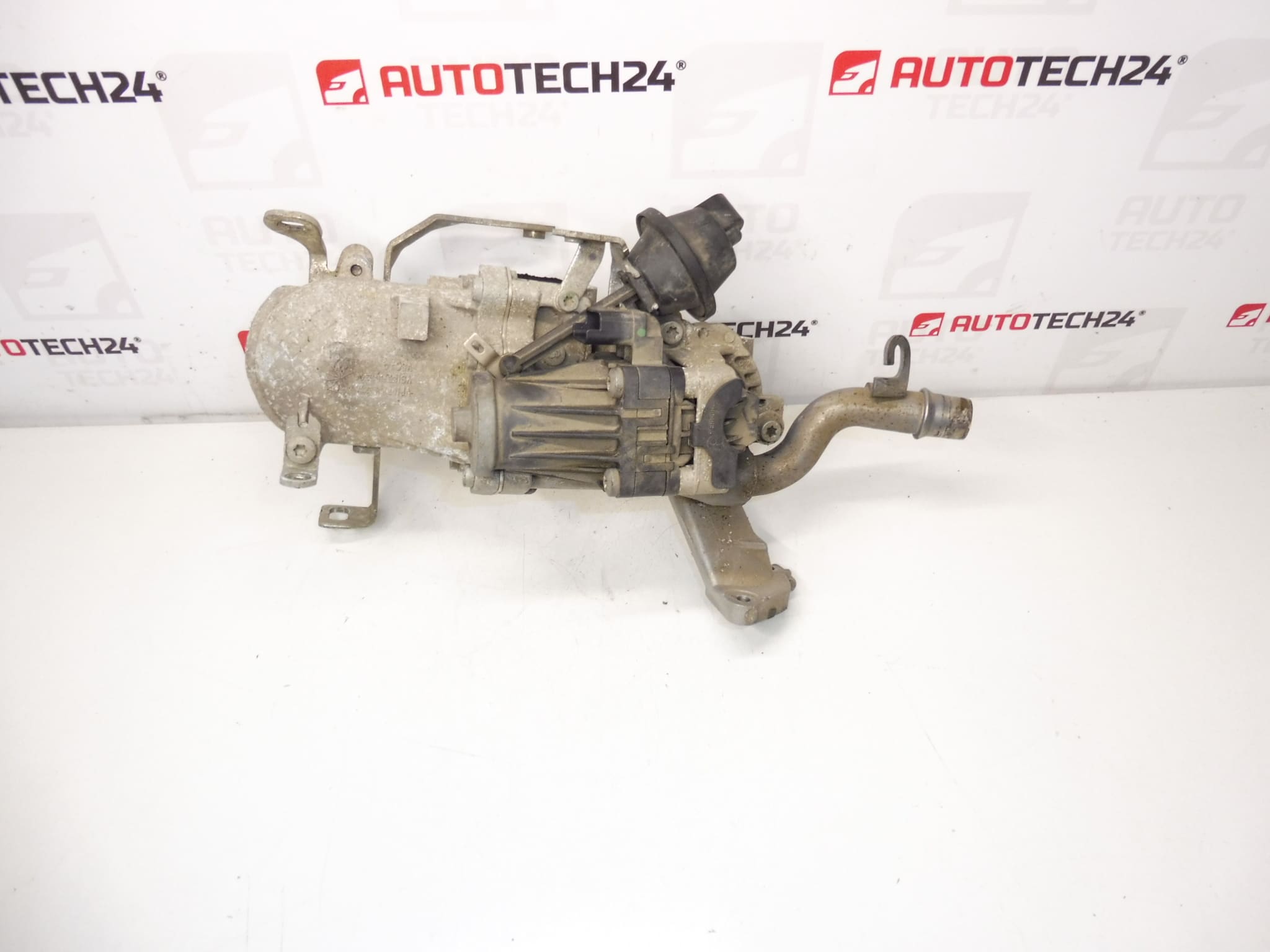 Válvula EGR 1.4 HDI 1.6 Miléia de HDI 83000 km Citroën Peugeot 9802194080