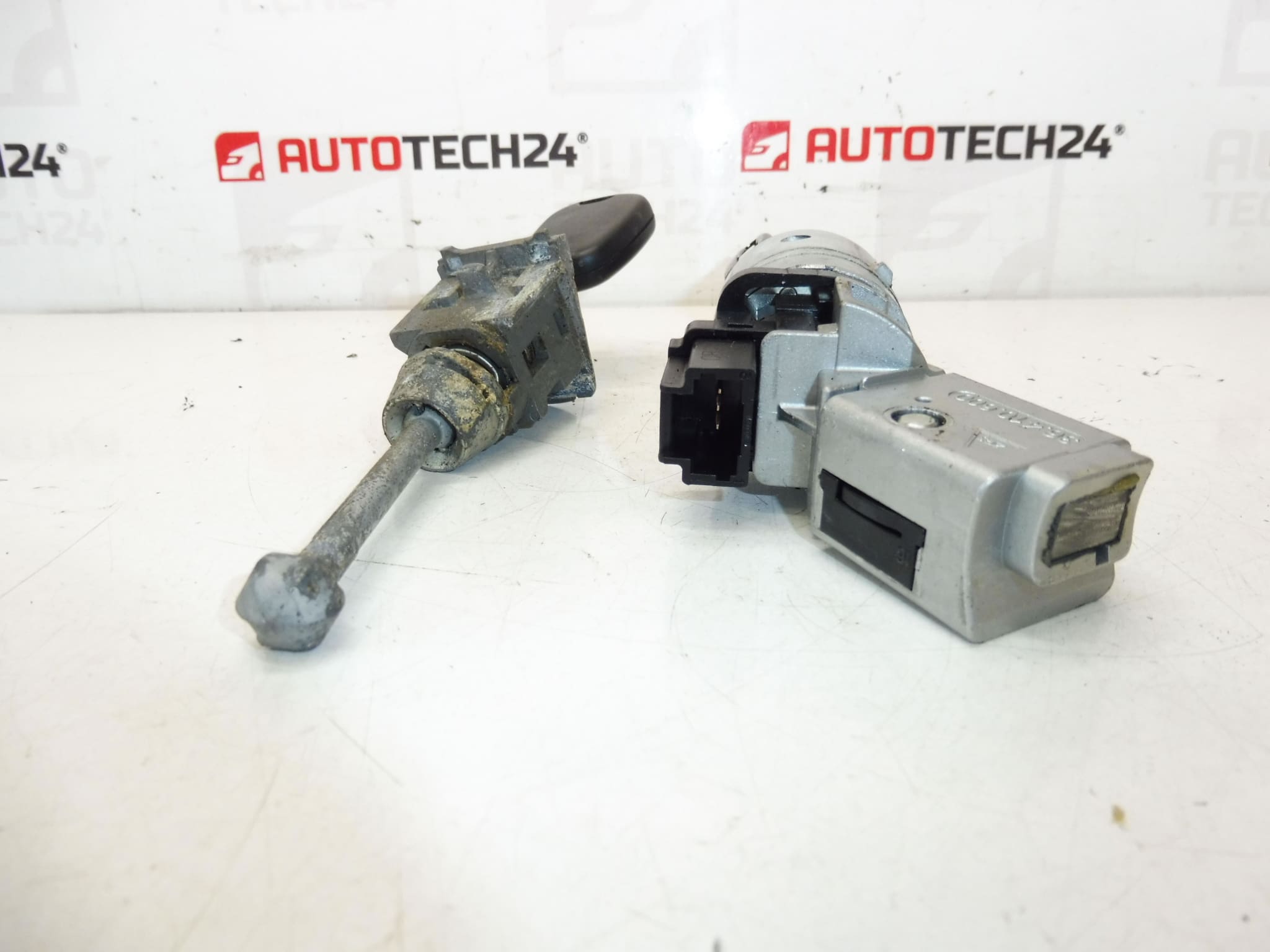 Conjunto de fechaduras com 2 chaves para Citroën/Peugeot 4162KF 4162KC - Image 2