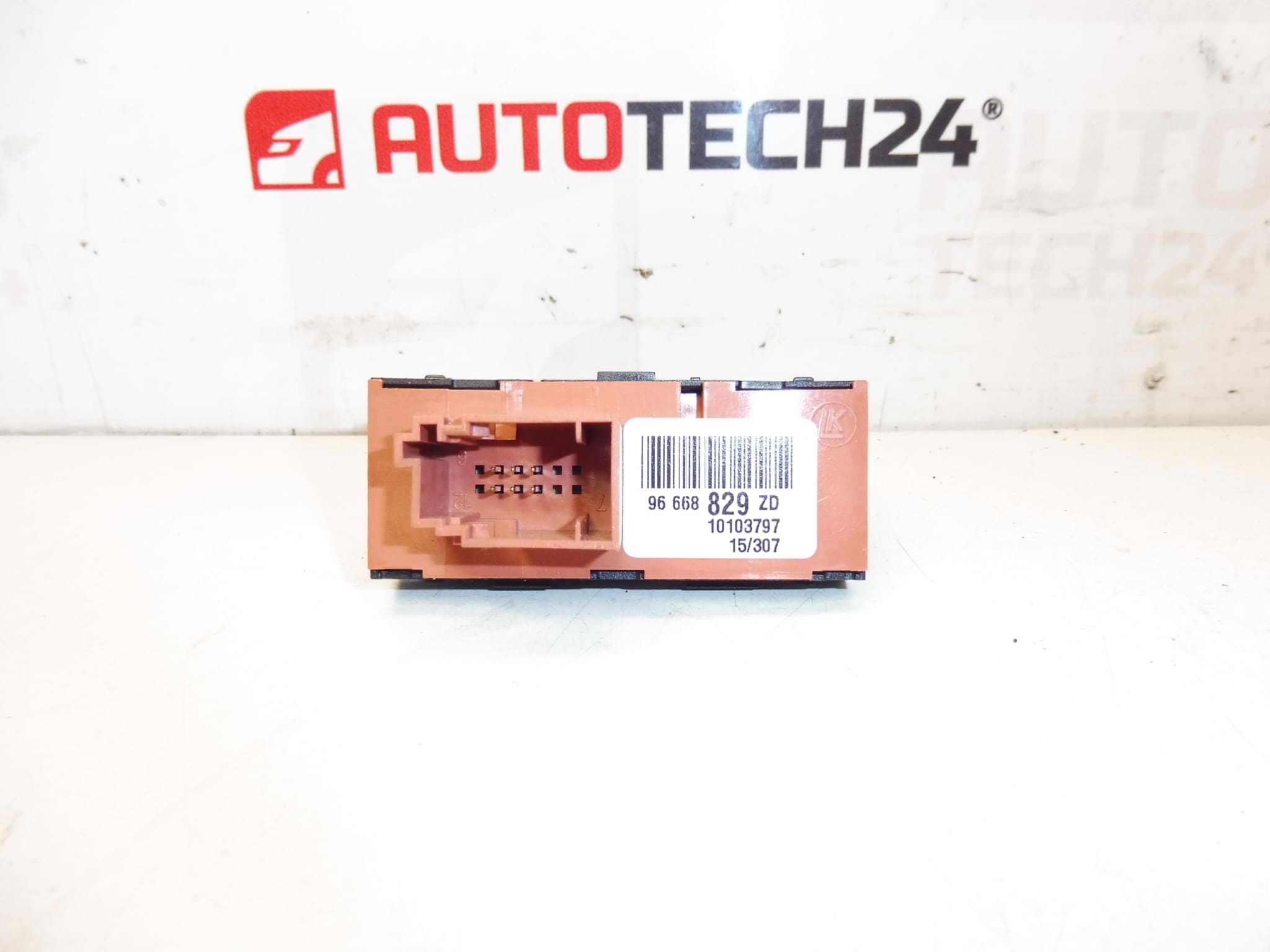 Interruptor do Assistente de Estacionamento Citroën C4 II 96668829ZD - Image 2