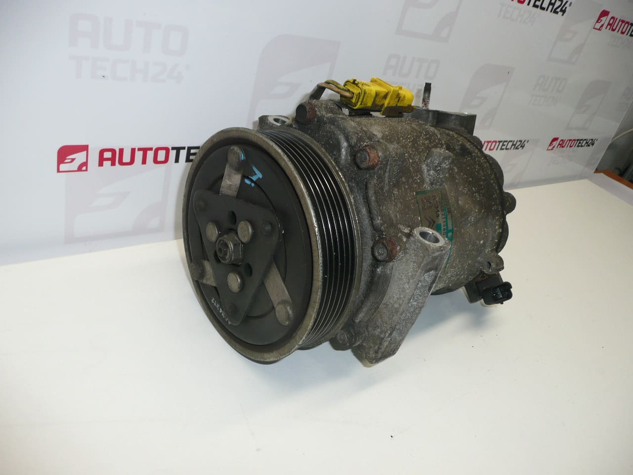 Compressor de ar-condicionado Sanden SD7C16 usado 1304 9648238480 - Image 2
