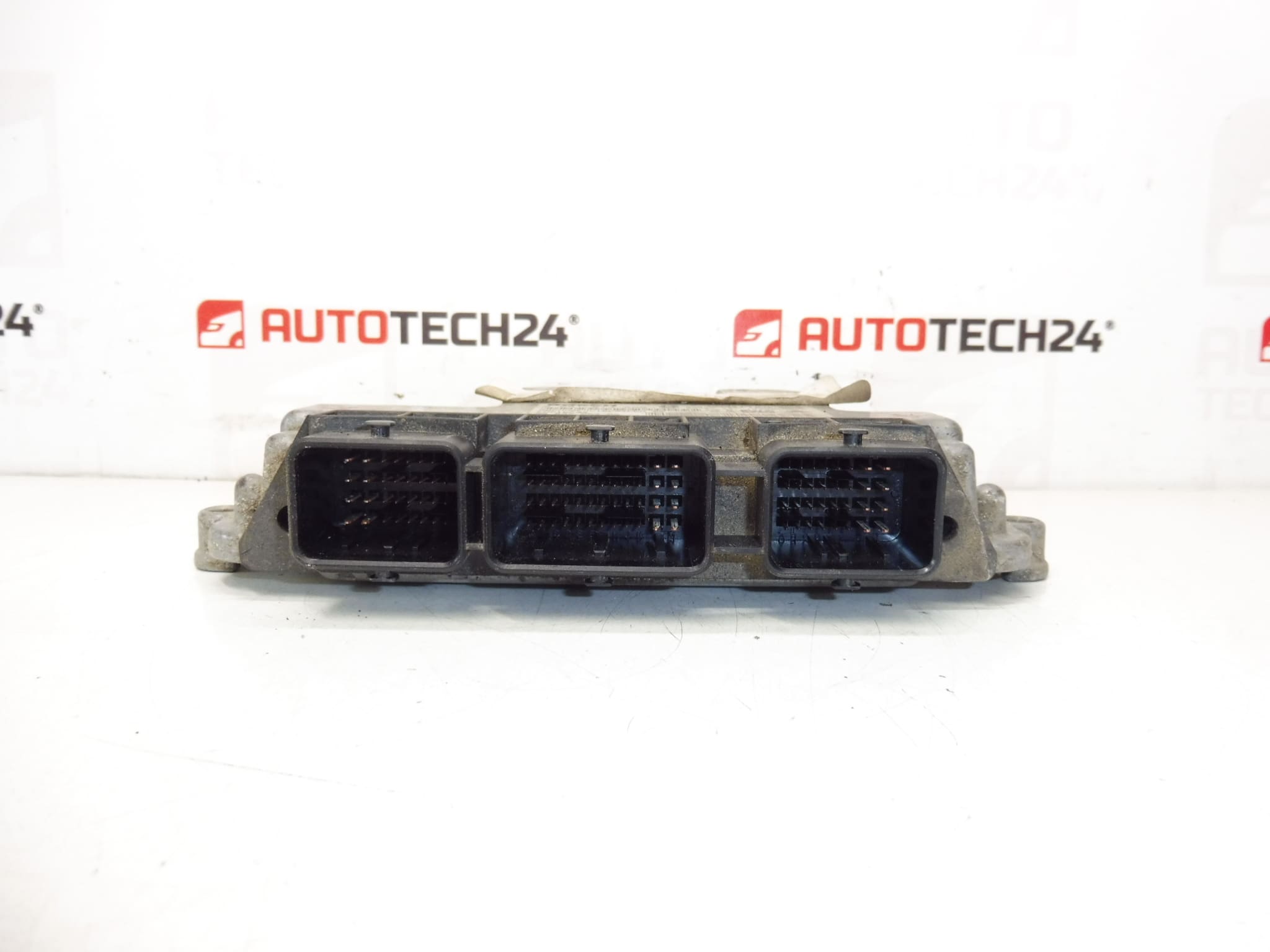 ECU Bosch EDC16C34 Citroën Peugeot 9663755480 0281013868 1942KY - Image 2