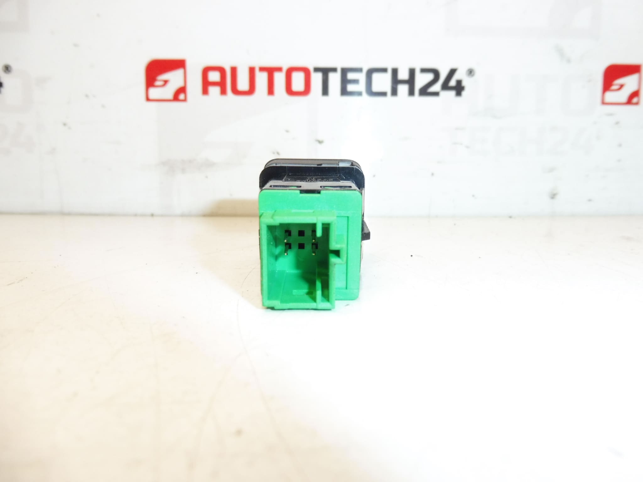 Interruptor ESP Citroën C4 II e DS4 96664234ZD - Image 2