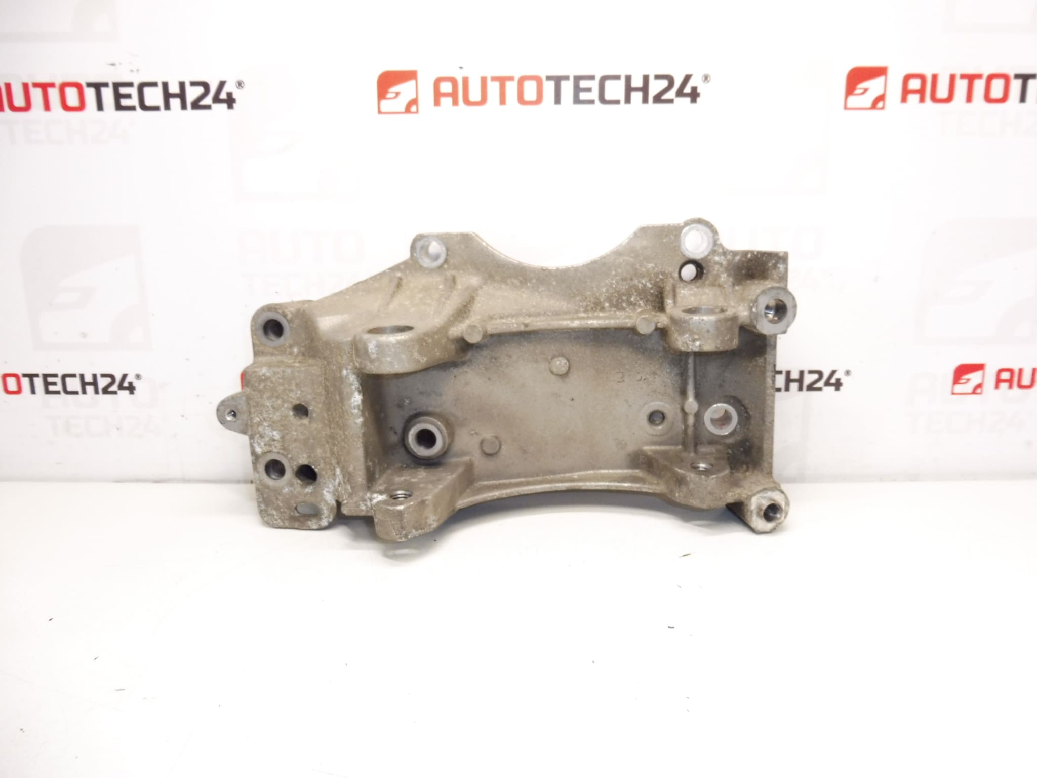 Titular do alternador 1.8 16V 2.0 16V Citroën Peugeot 9648735580 5706J8