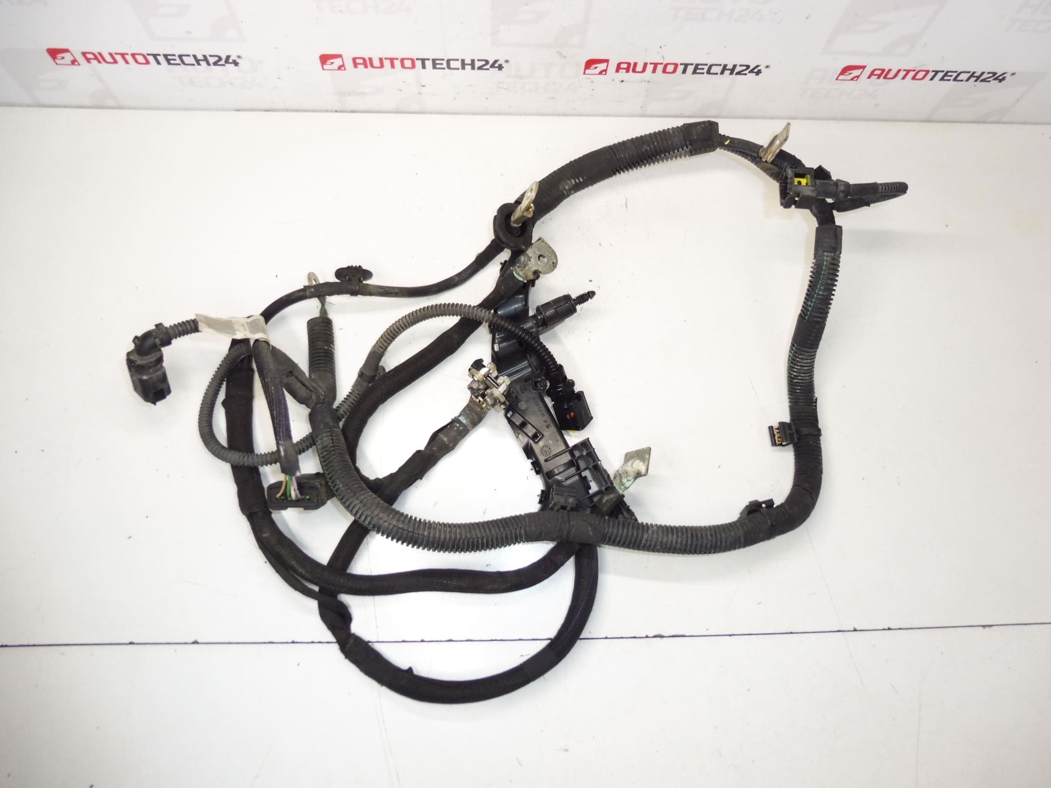 Um pacote positivo da Citroën Peugeot 1.0 1.2 9809062280