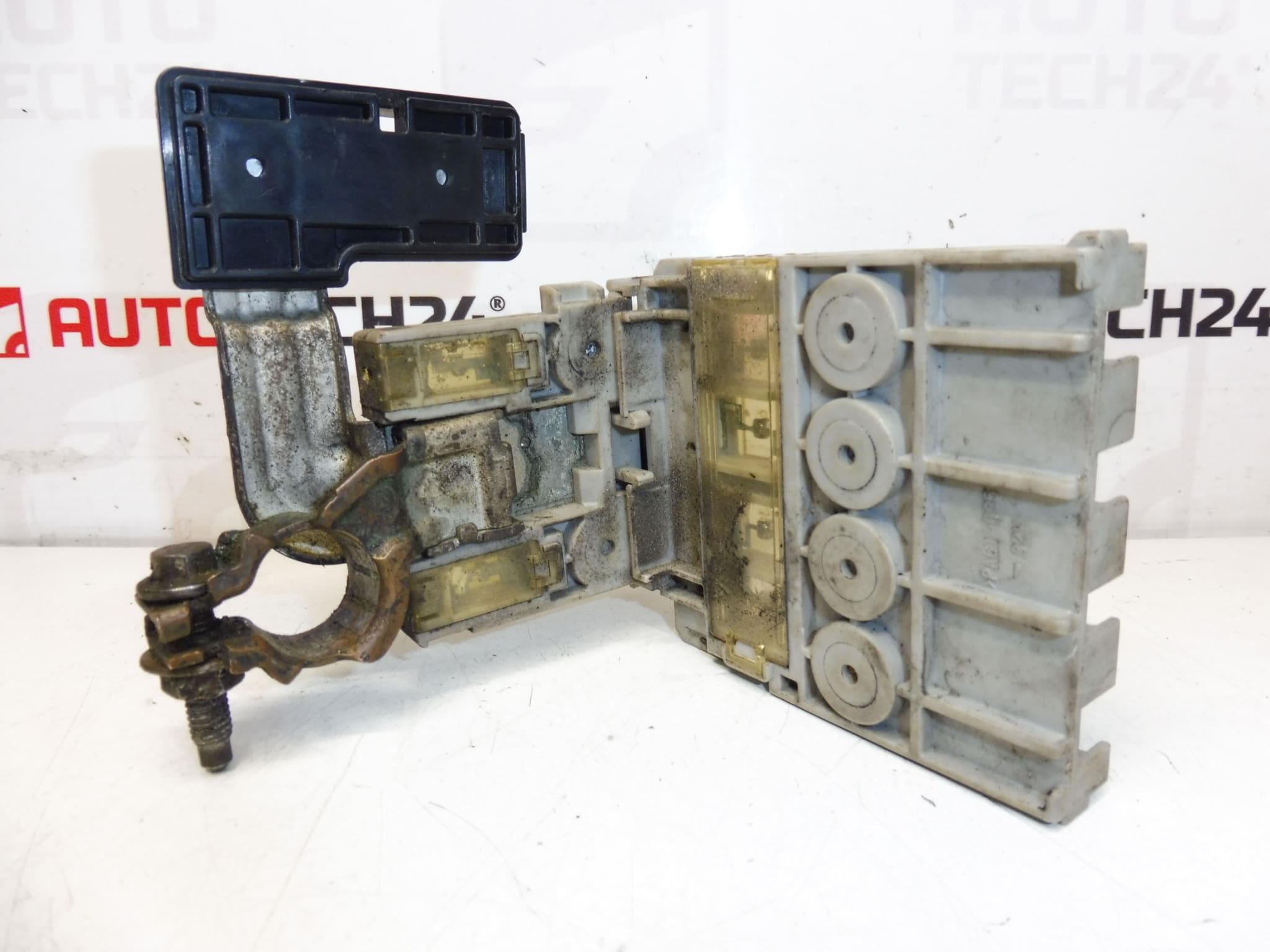 Módulo de fusível para Citroën C-Crosser / Peugeot 4007 6500FC - Image 2