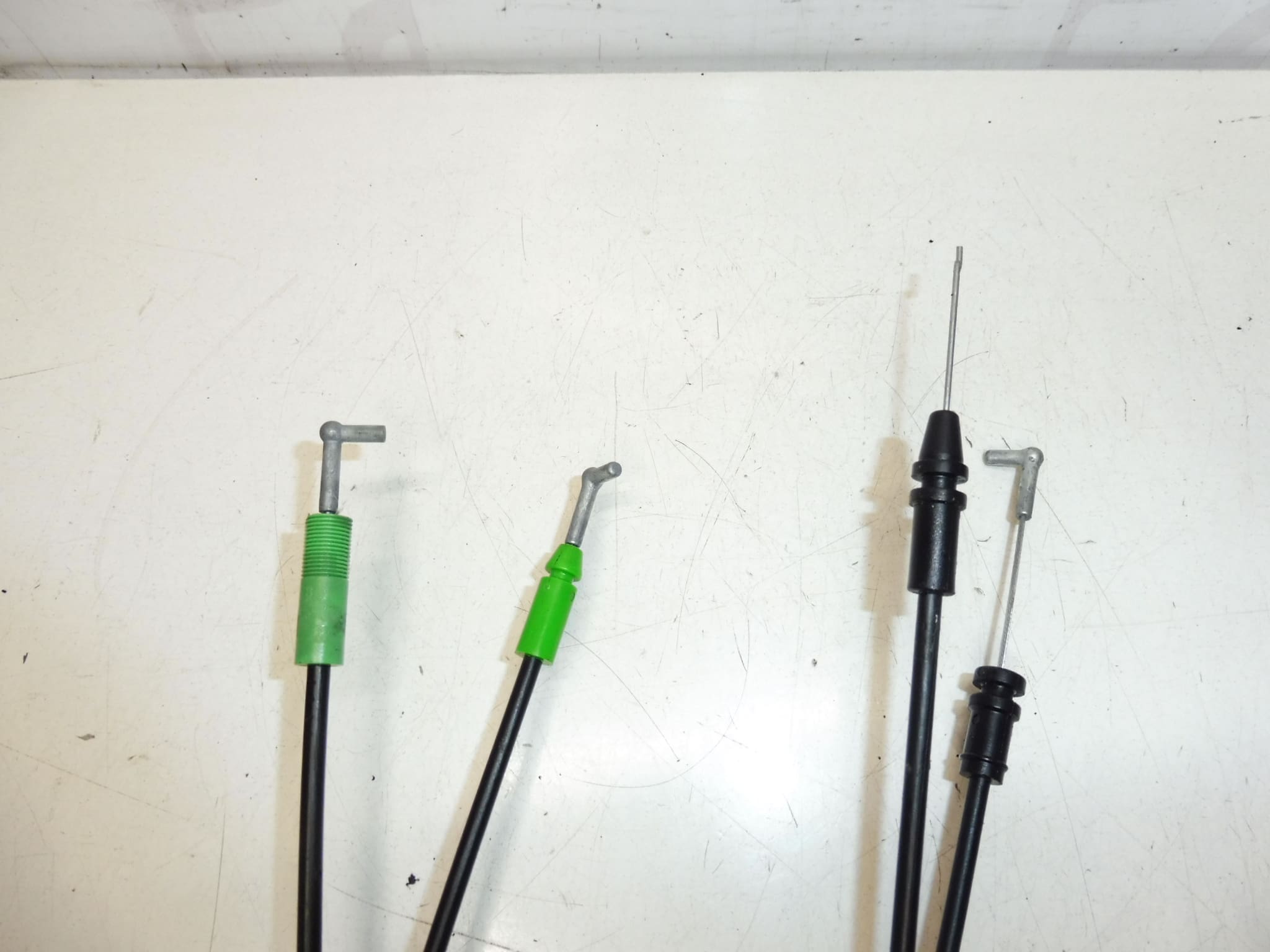 Cabos da porta dianteira esquerda Citroën C-Crosser / Peugeot 4007 9151CF 9151CH - Image 2