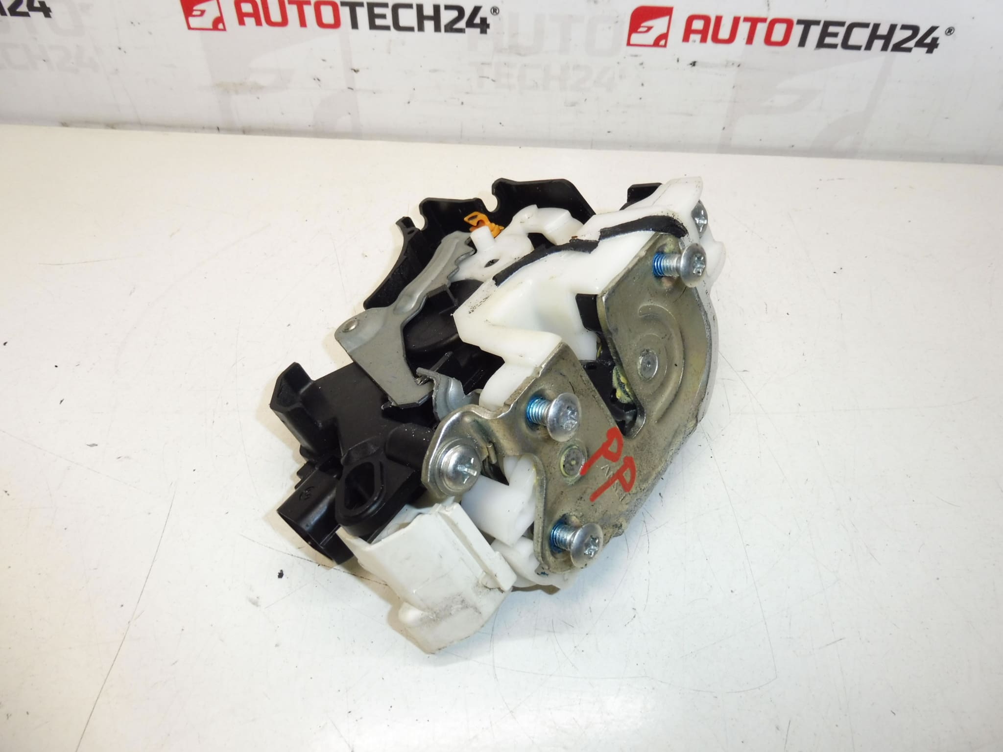 Citroën C-Crosser / Peugeot 4007 9136CQ - peça da porta dianteira direita - Image 2