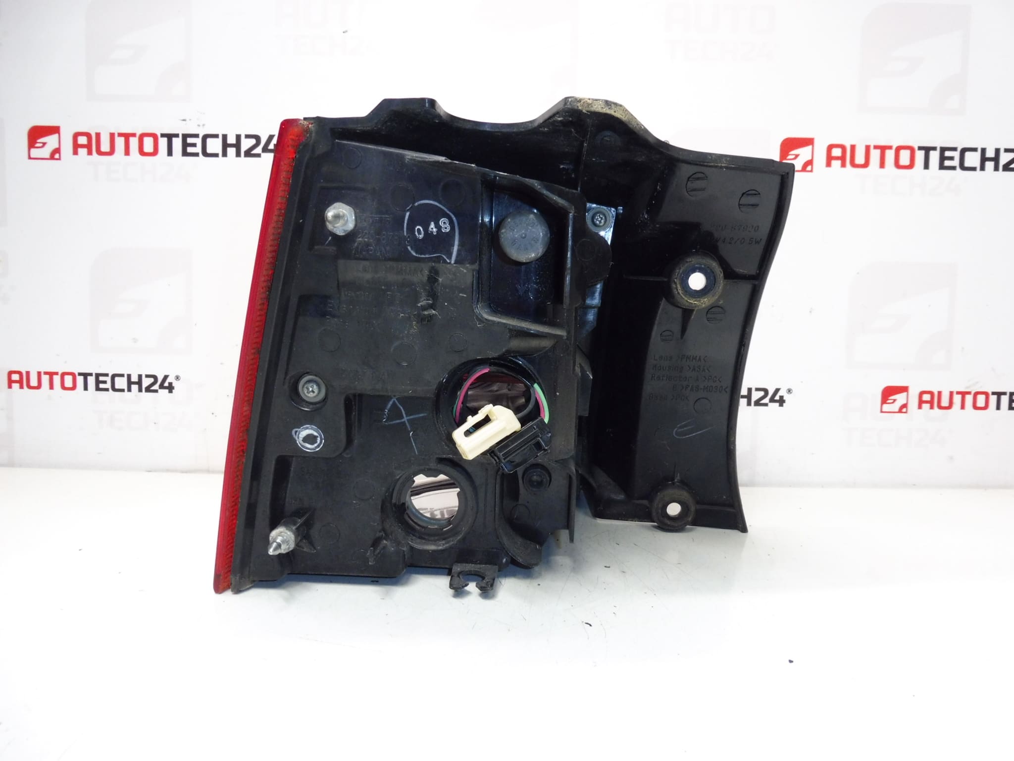 Farolim traseiro direito Citroën C-Crosser 6350EG - Image 2