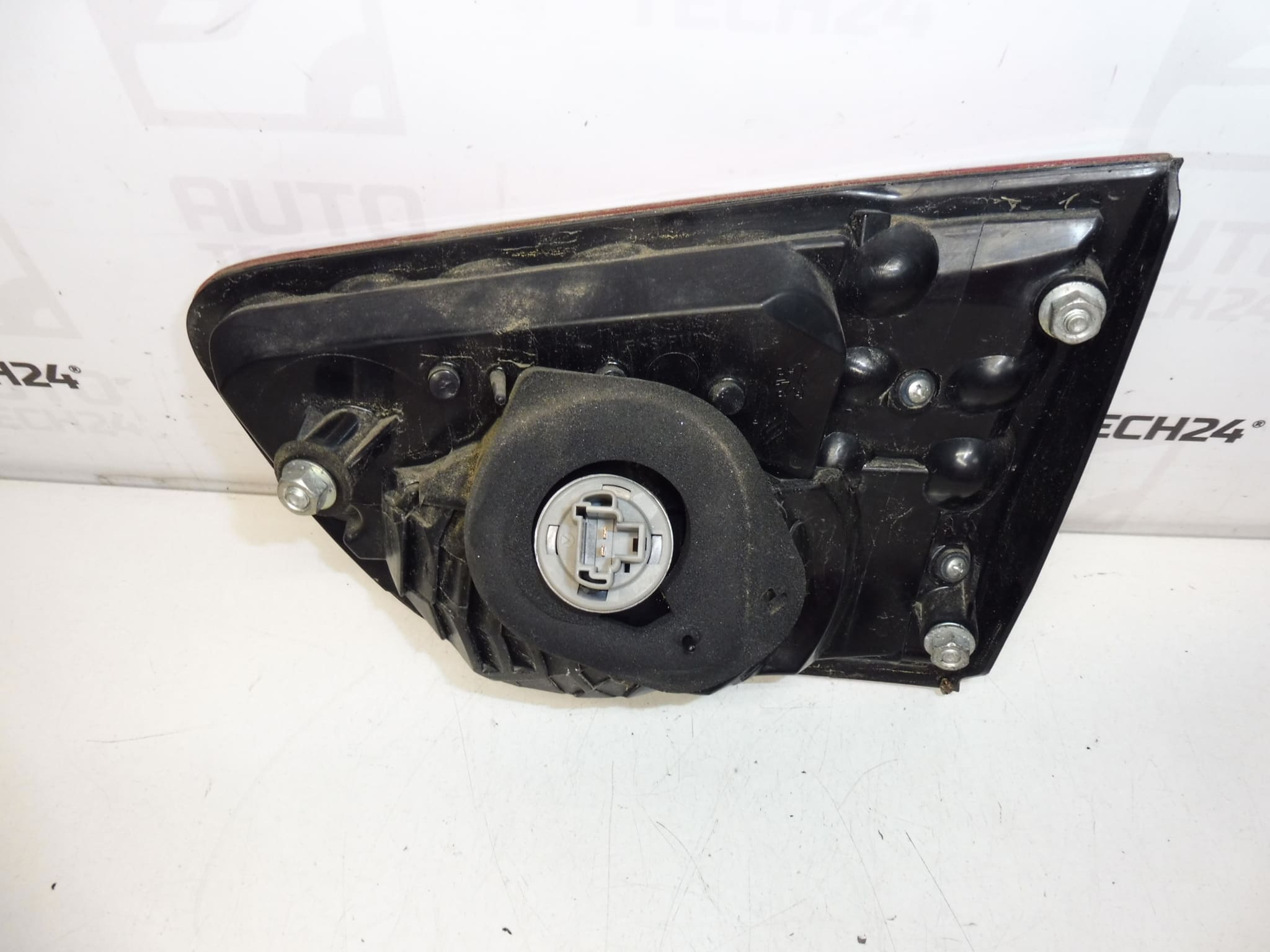 Tampa da lanterna traseira esquerda Citroën C-Crosser 6350EK - Image 2