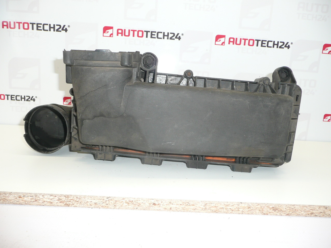 Caixa de filtro Citroën Peugeot 1.6 HDI 9663365980