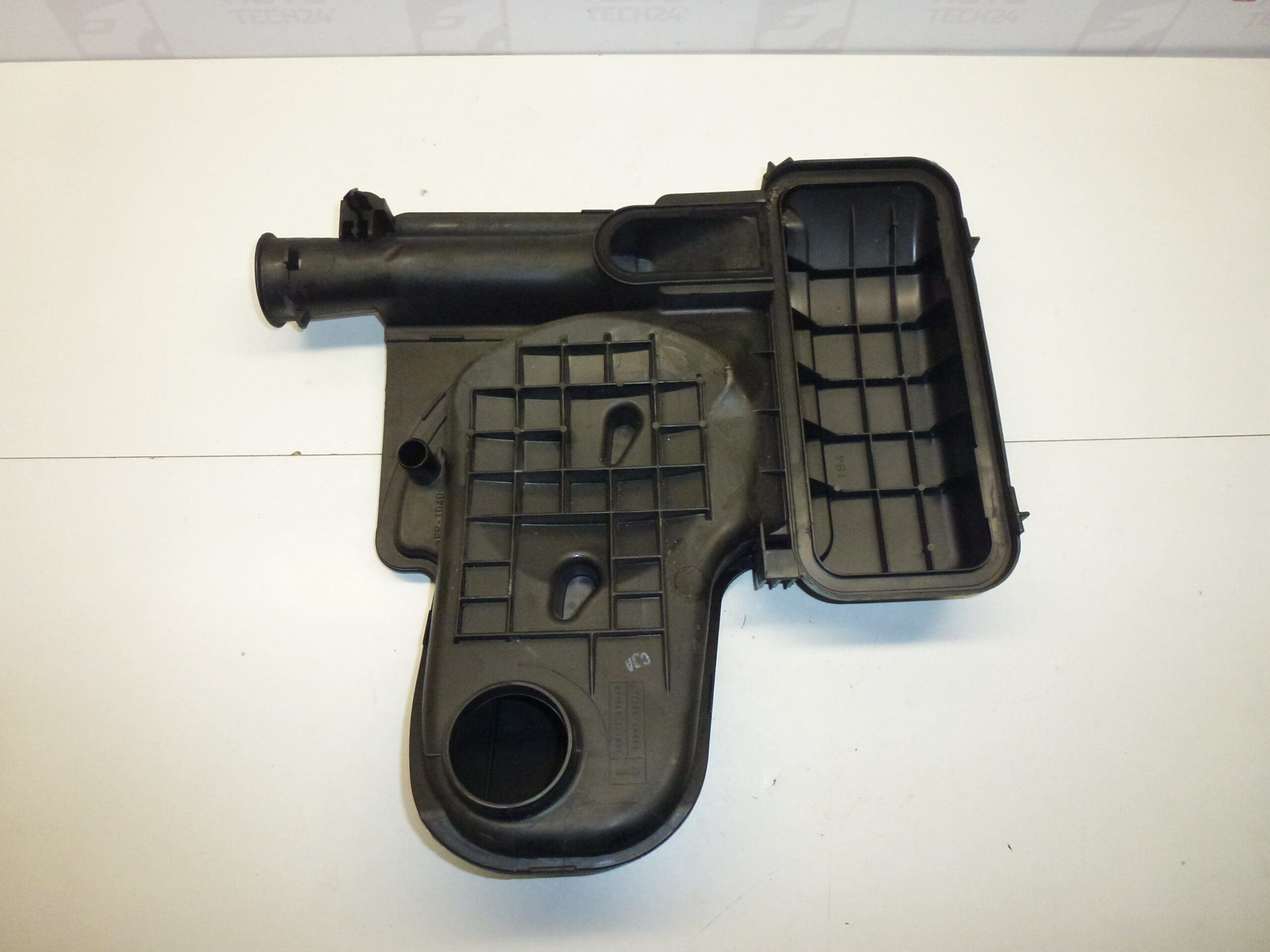 Admissão Citroën Peugeot 1.0 1KR 17705-0Q020 144091 - Image 2