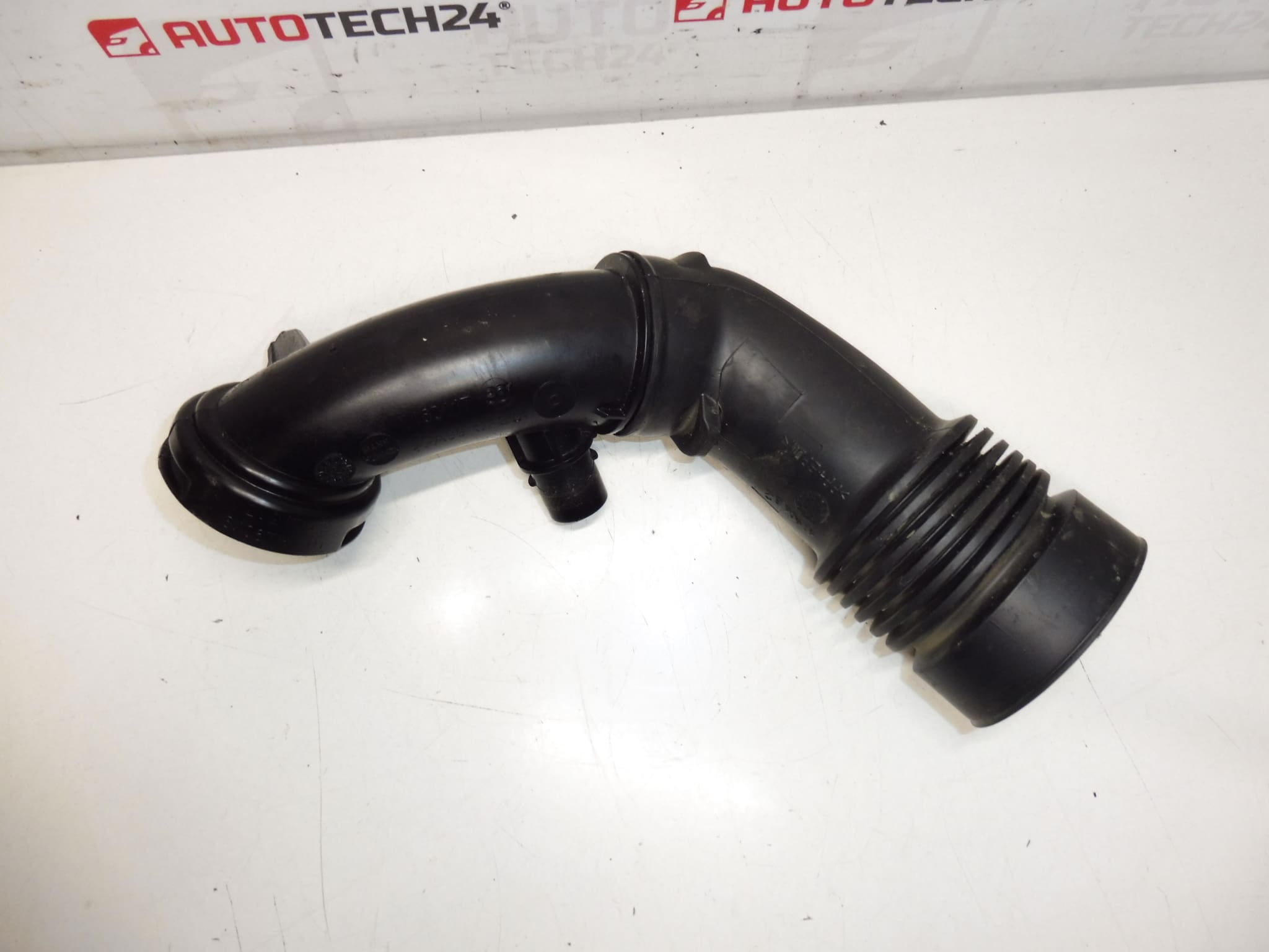 Conexão de ar 1.5 HDI Citroën Peugeot 9810921180 - Image 2