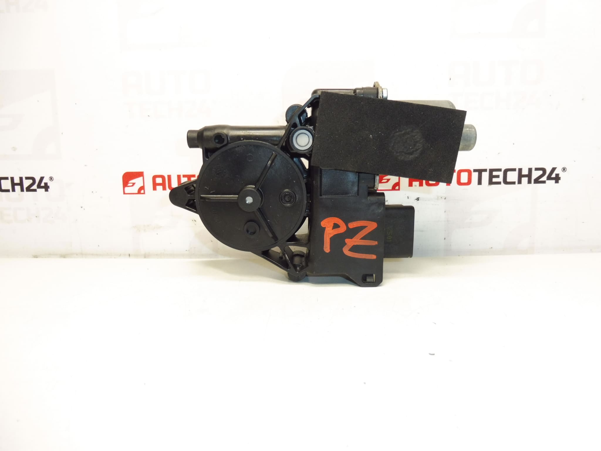 Motor retrator de janela traseira direita Peugeot 308 9675466380