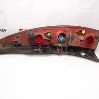 Luz inferior traseira direita Citroën C5 I e II Kombi 9637356480 6351P7