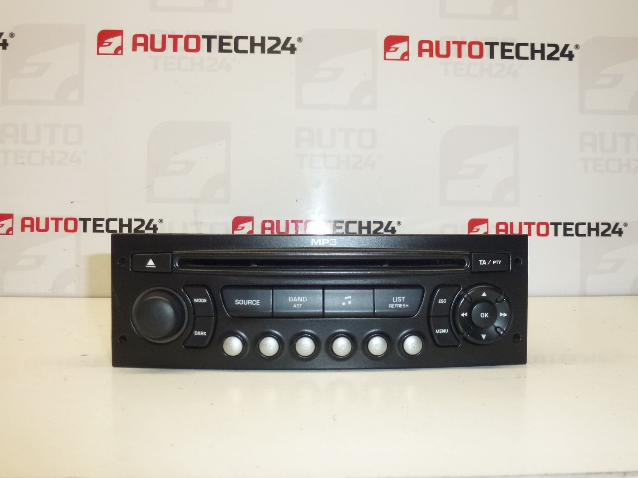 Auto-rádio com CD MP3 Citroën Peugeot 9664769777 657992