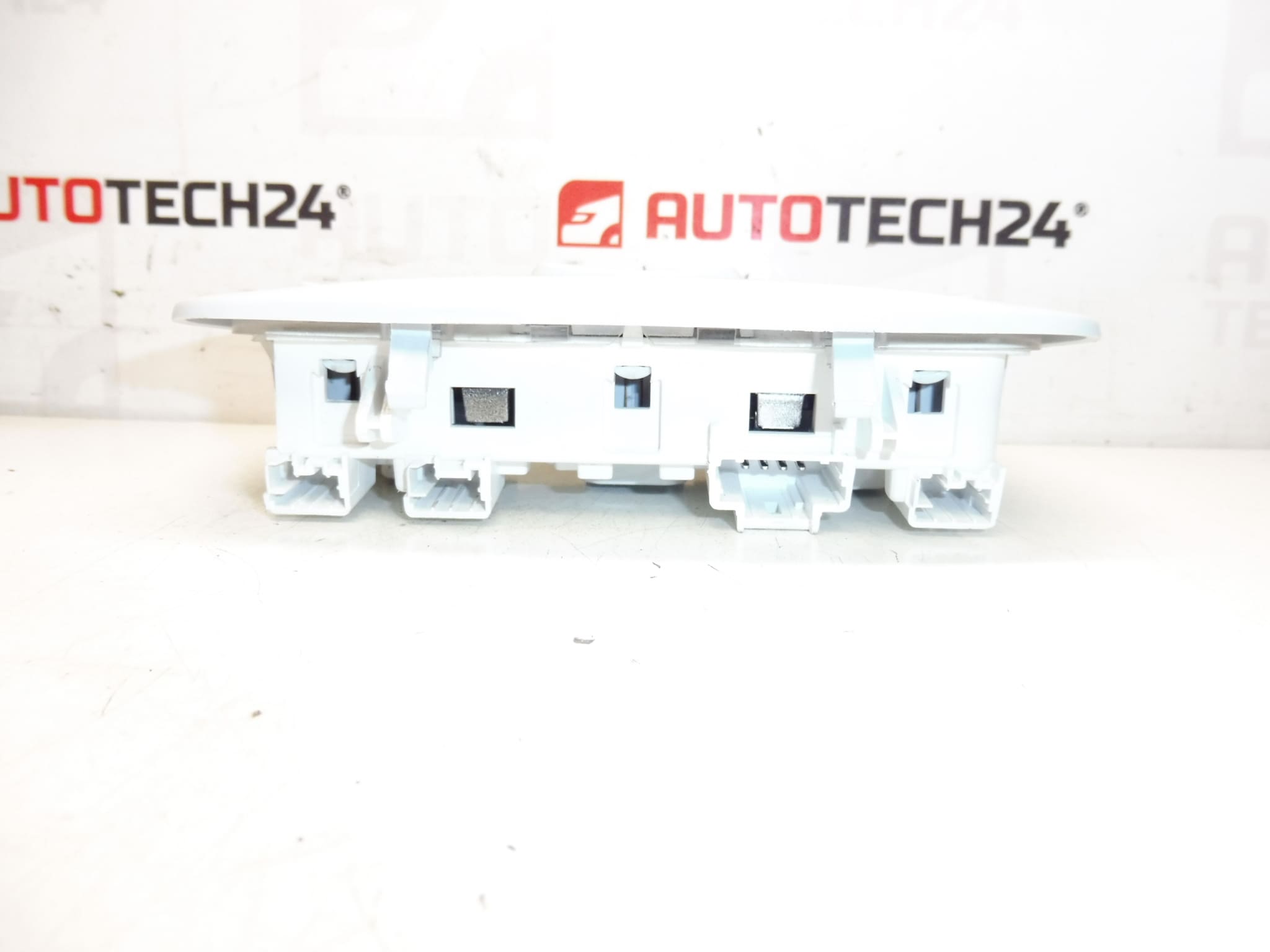 Iluminação interior Citroën Peugeot 96781444PR - Image 2