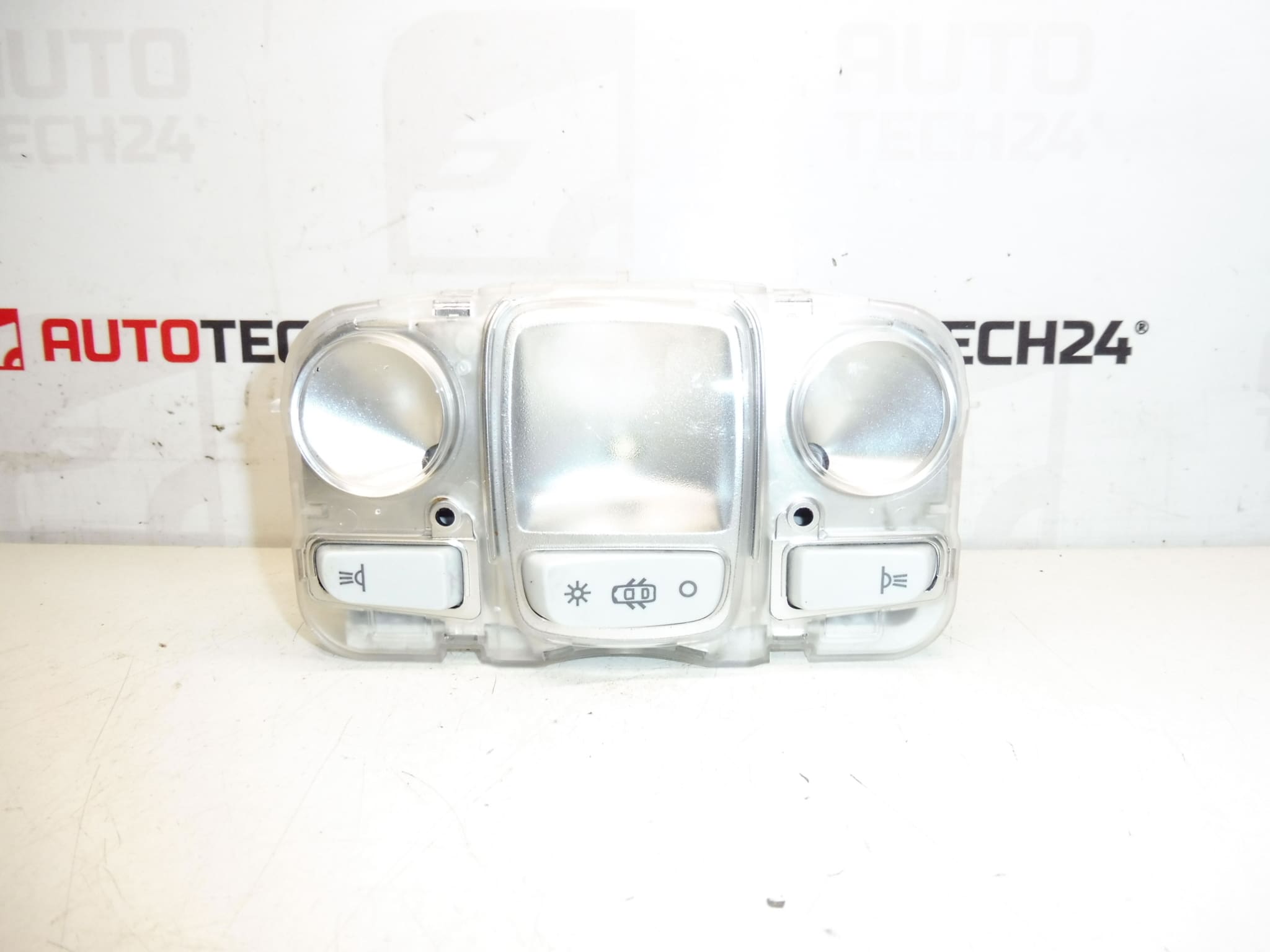 Iluminação interior Citroën Peugeot 96781445PR