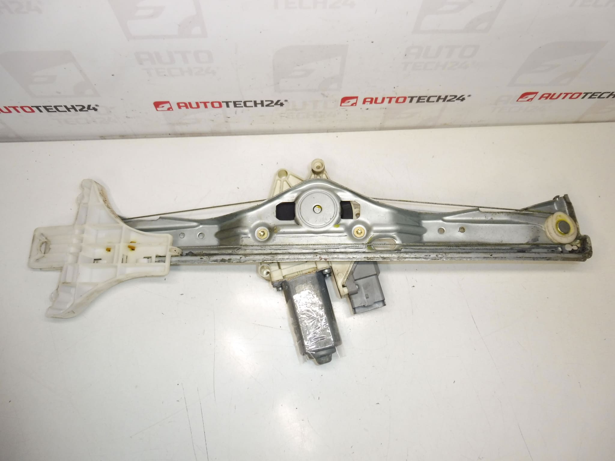 Mecanismo elevador da janela traseira direita Citroën C5 01-07 922467 - Image 2