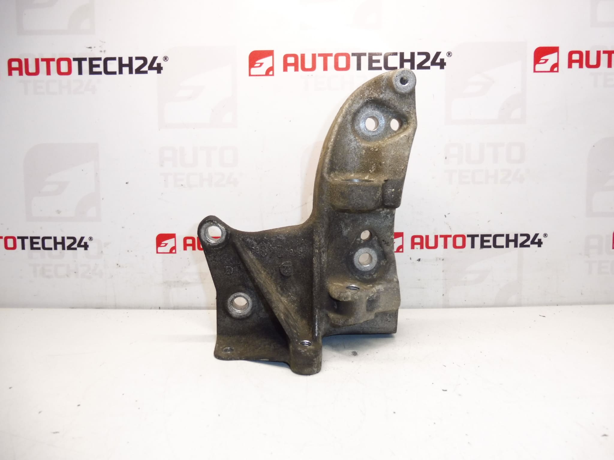 Suporte alternador Citroën Peugeot 9646424380 5706G3