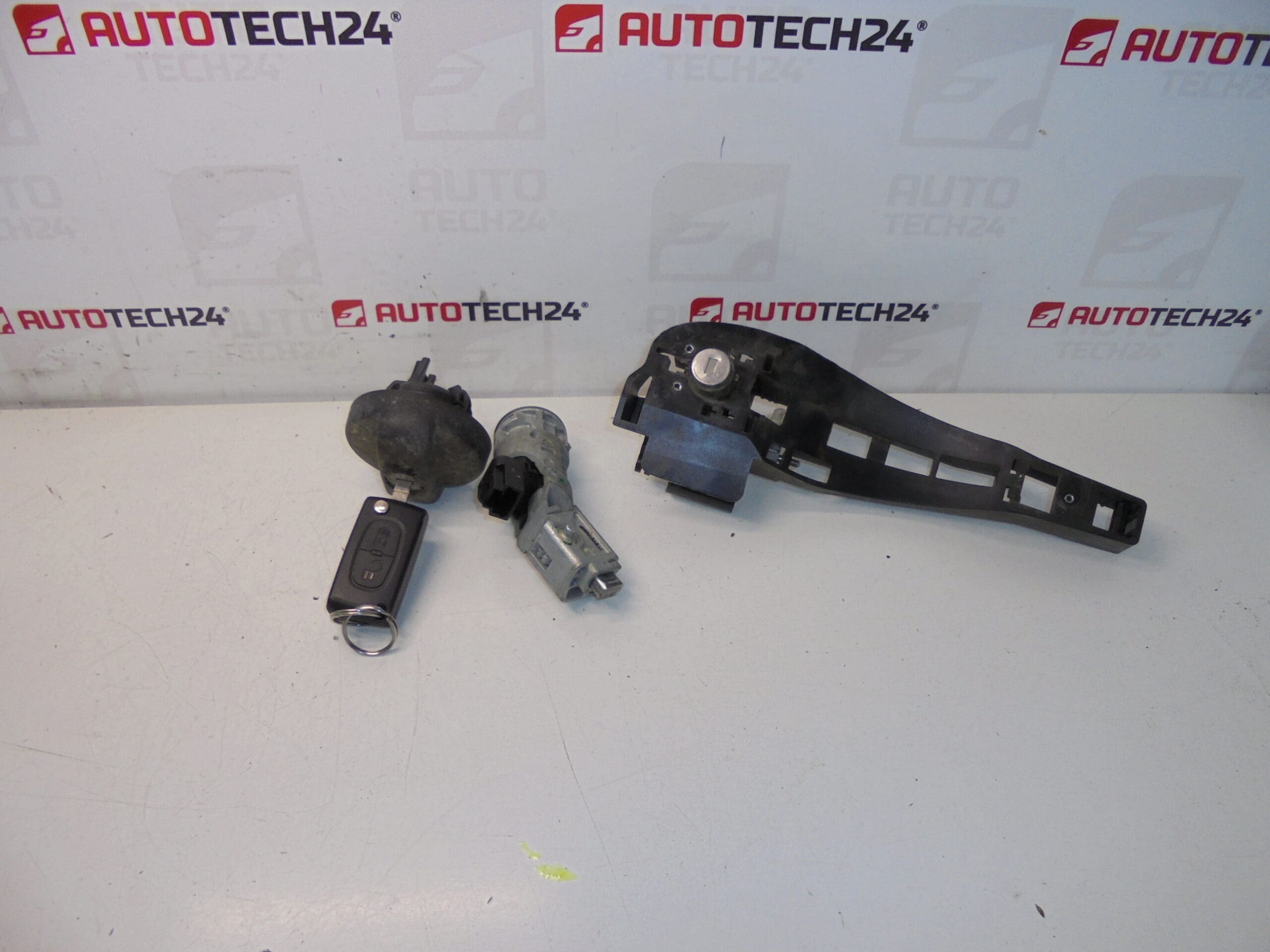Conjunto de Fechaduras Citroën C2 C3 4162FP 4162EA