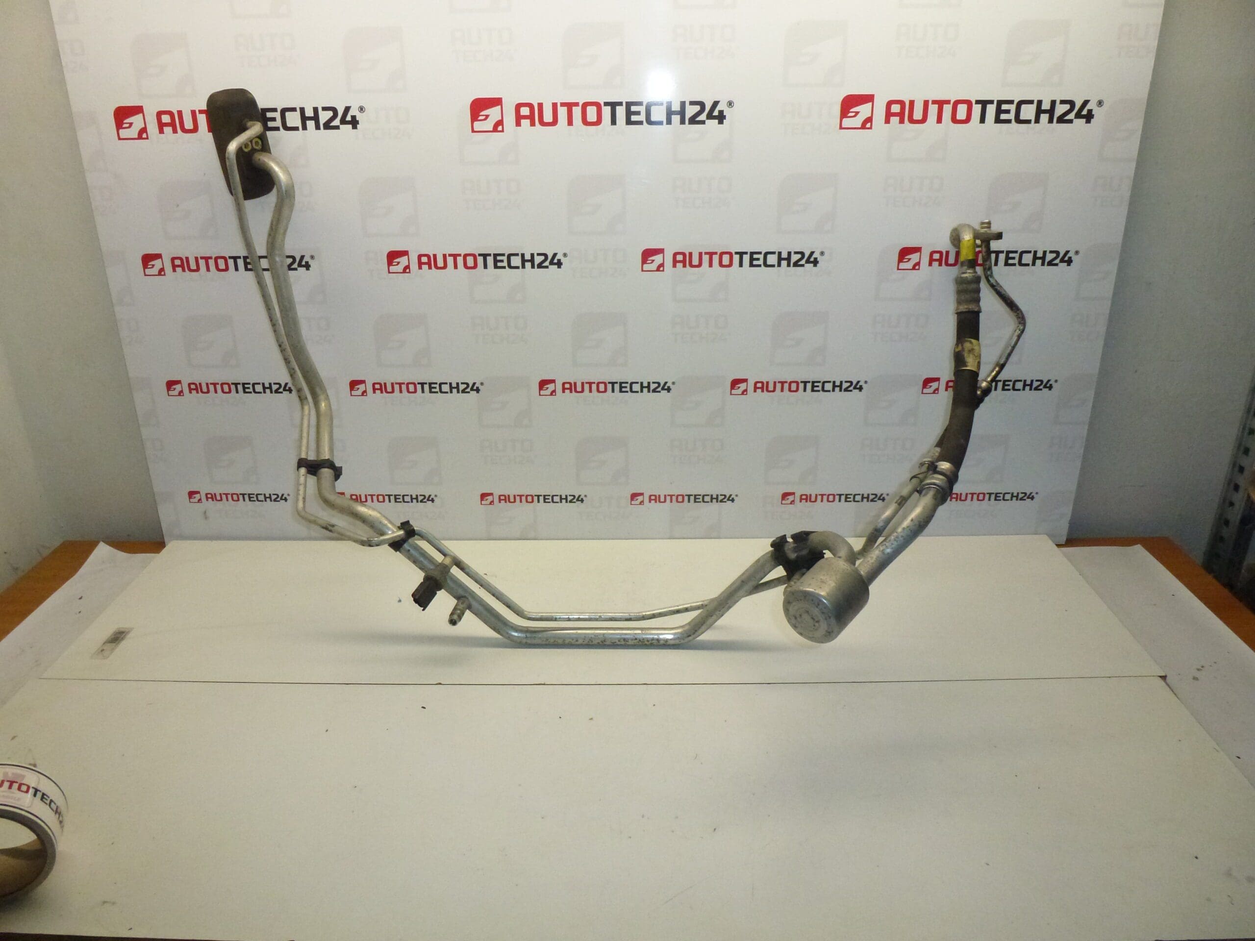 Tubo De Ar Condicionado Citroën C4 Peugeot 307 9650628180 6460QL