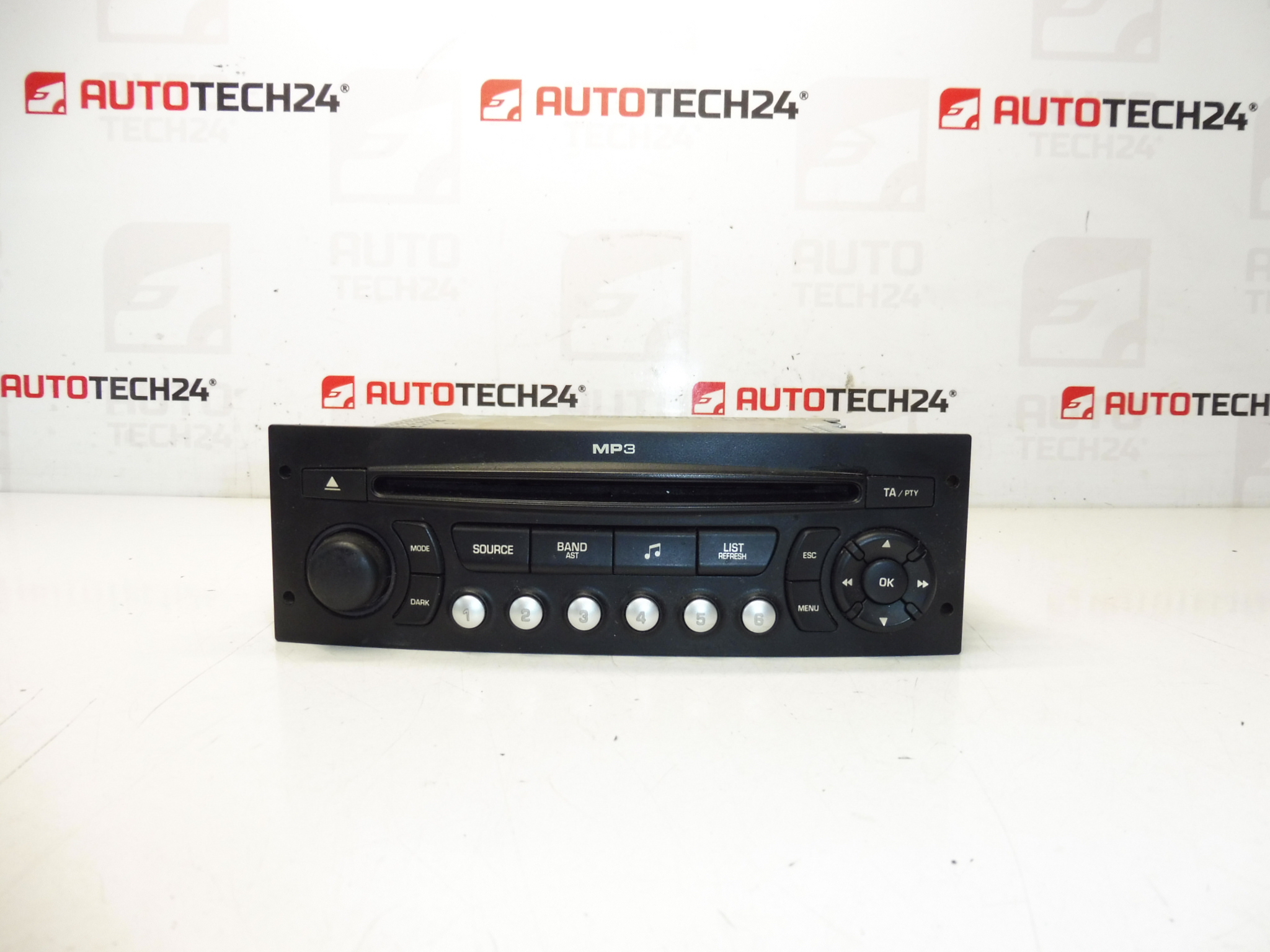 Rádio Automóvel CD MP3 Continental RD4N1M-03 para Citroën e Peugeot 96662669XT