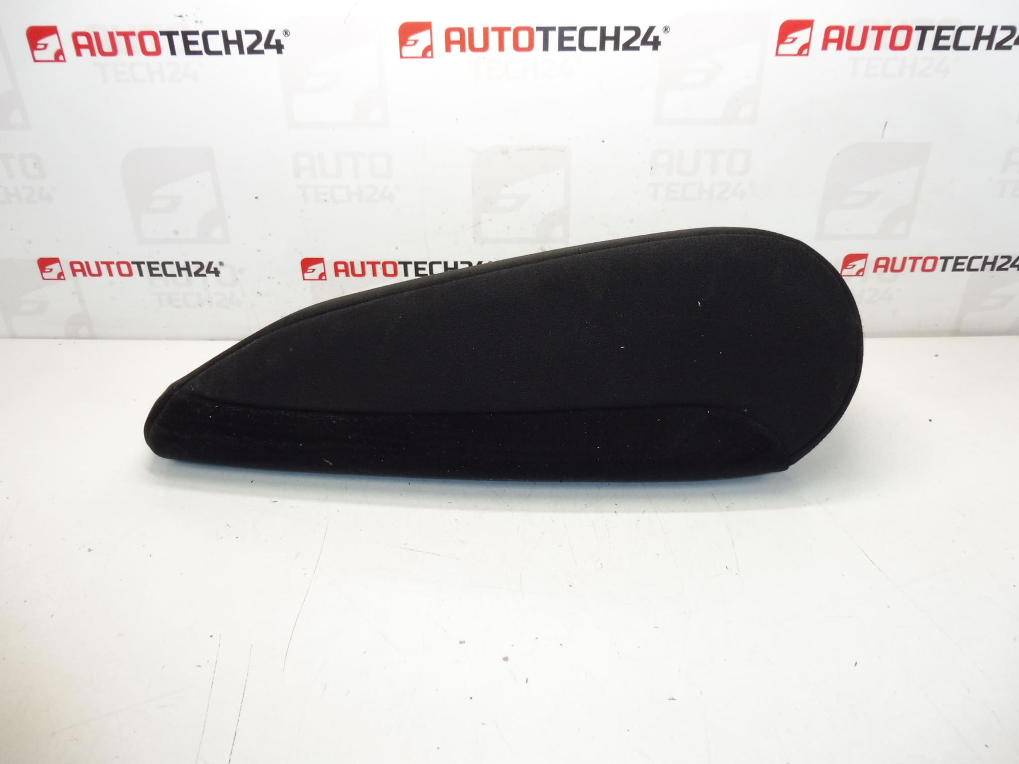 Apoio de braço do motorista Citroën C4 Picasso 8830PY