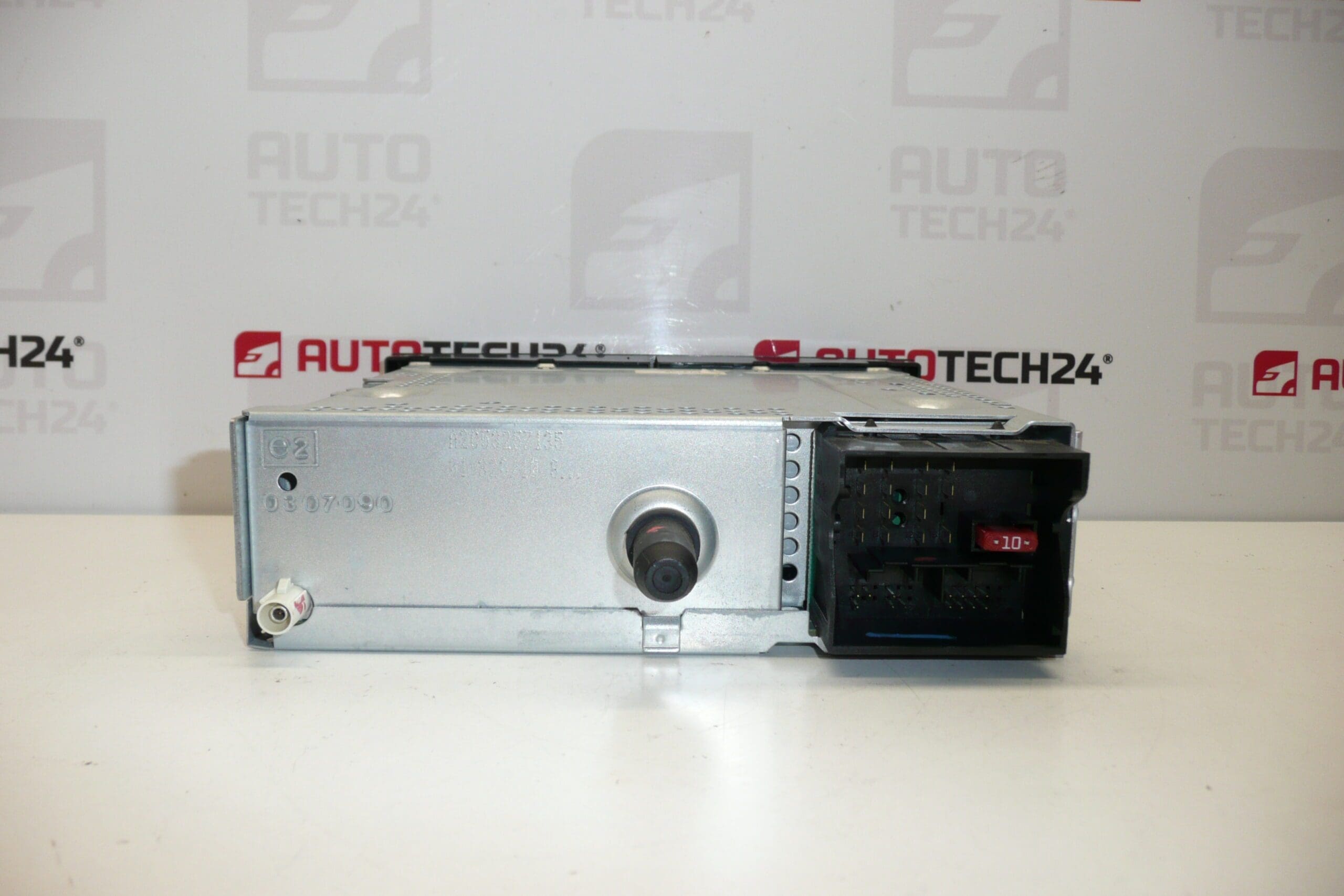 Auto-rádio CD Continental RD4N1M-03 Citroën Peugeot 96750215XT - Image 2