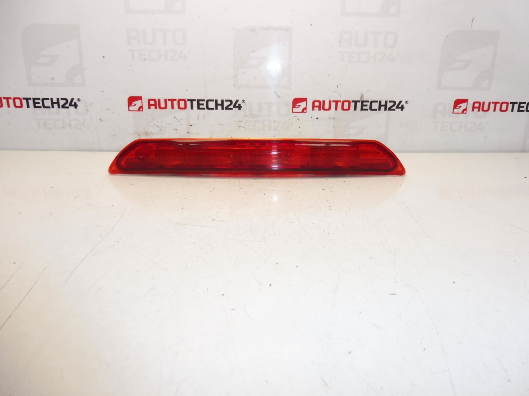 Luz de freio adicional Citroën C3 II 9683116580 6351JS