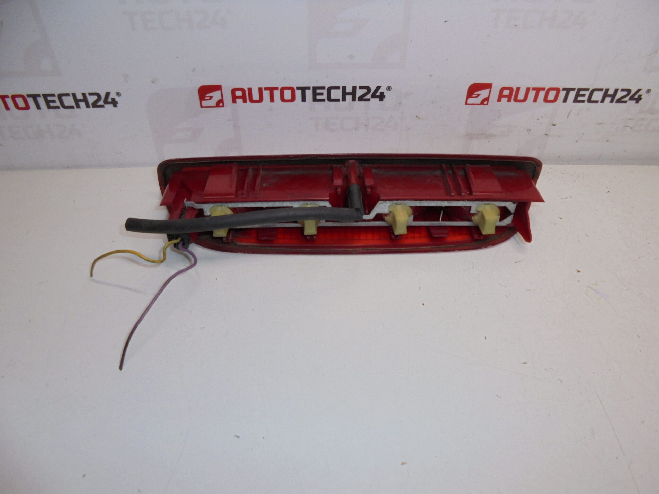 Luz de freio traseira Peugeot 307 SW COMBI 6350Q2