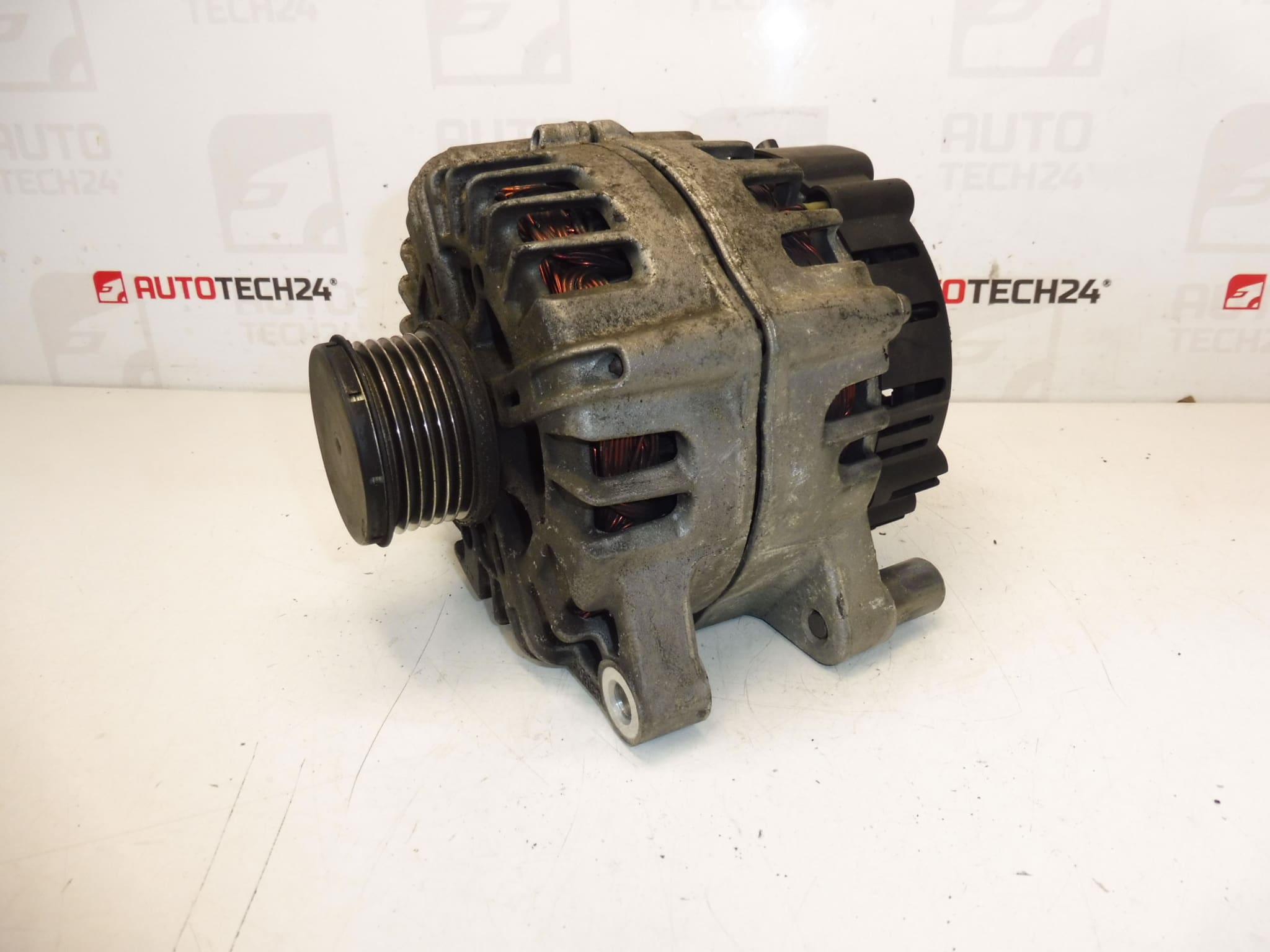 Alternador Valeo HDI Citroën Peugeot 180A CL18 9664074280