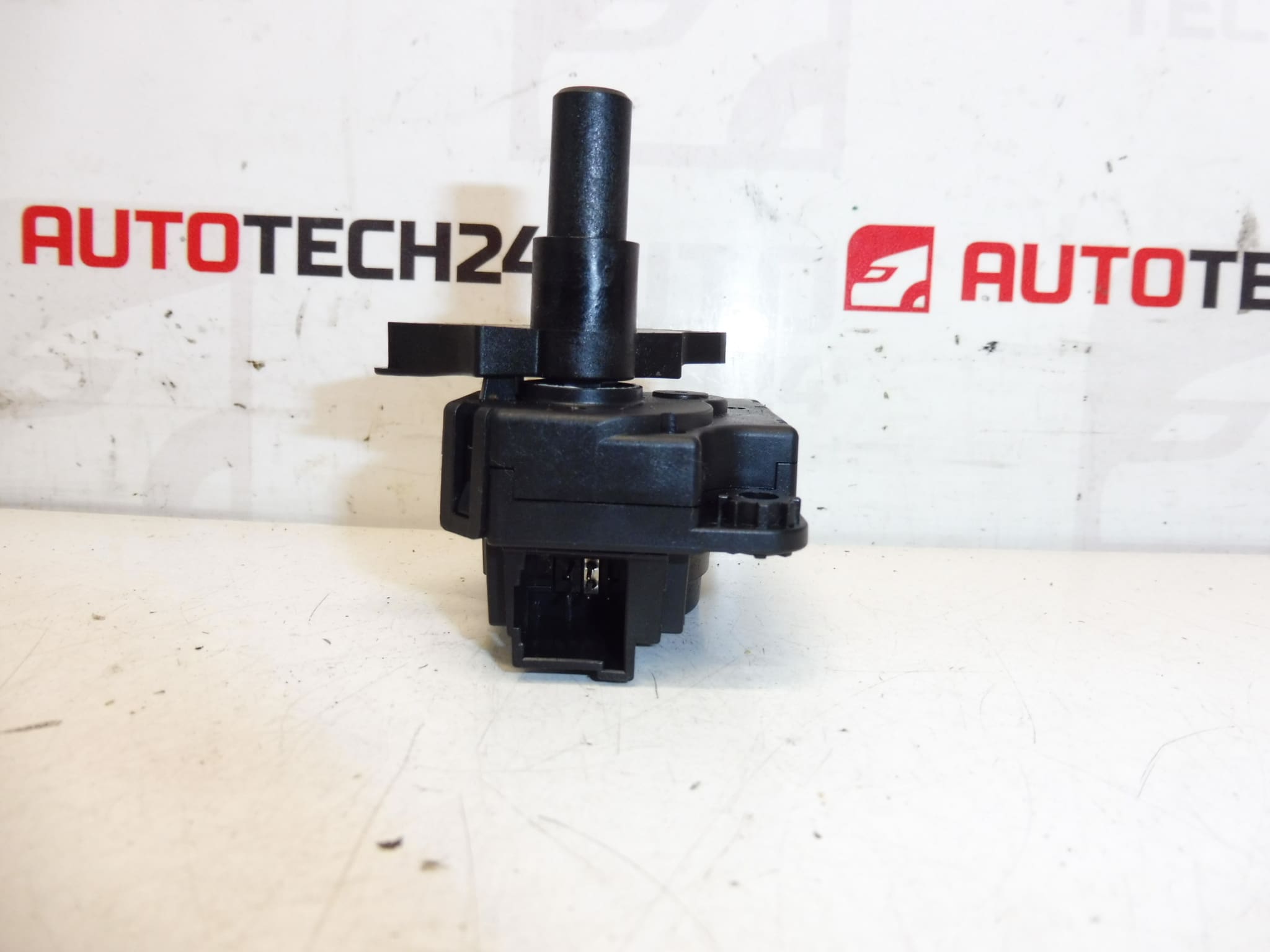 Atuador de aquecedor BEHR Citroën Z5509001 2706148A 647995 - Image 2