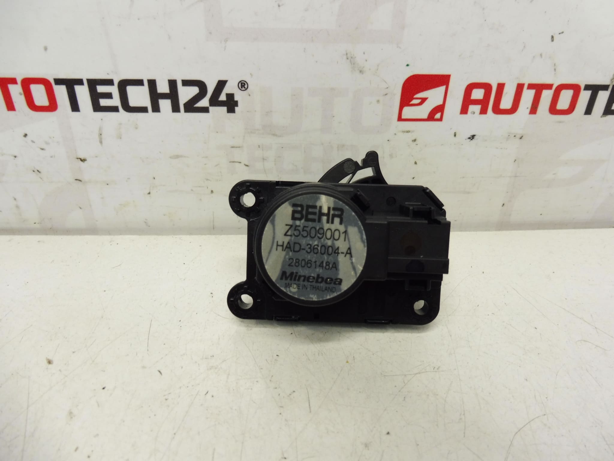Atuador de aquecedor BEHR Citroën Z5509001 2706148A 647995