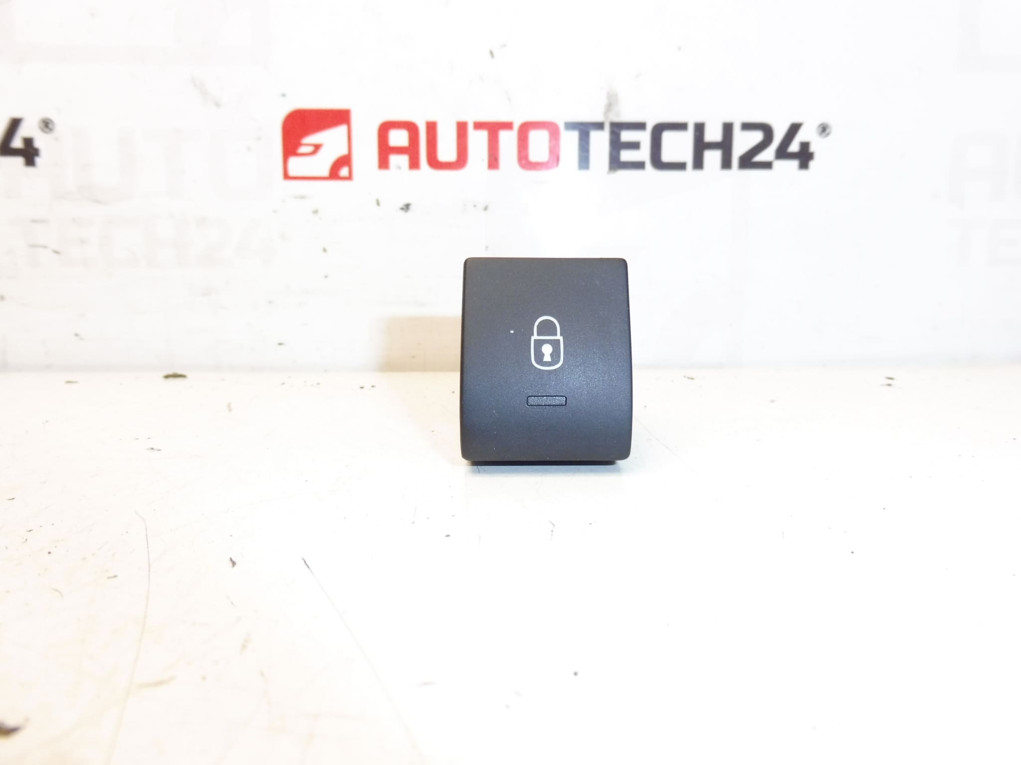 Controlador de travamento central Peugeot 3008 5008 96652390ZD 6490Z3