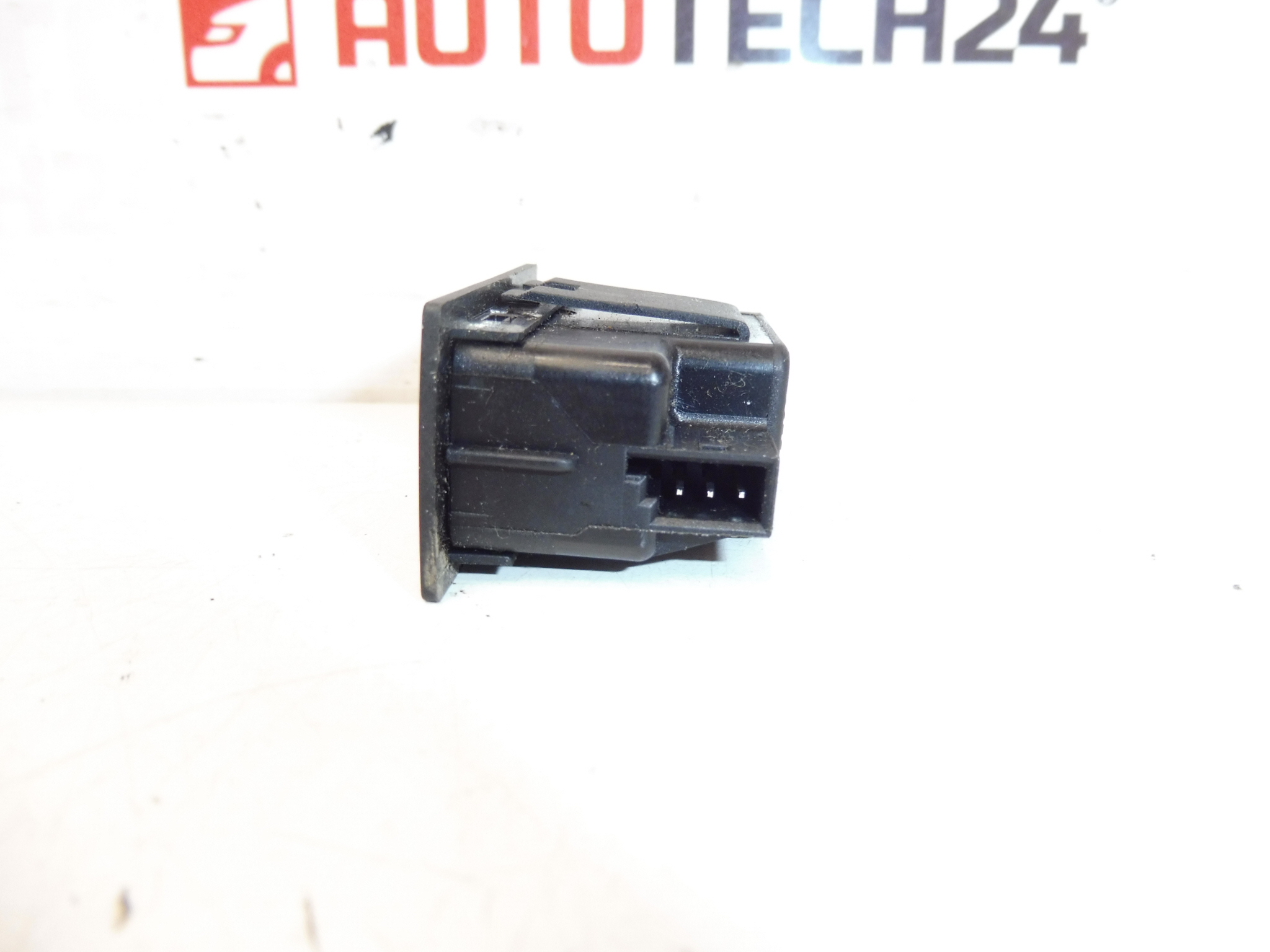 Citroën Peugeot 96637502xt 8906kq Controle de assento