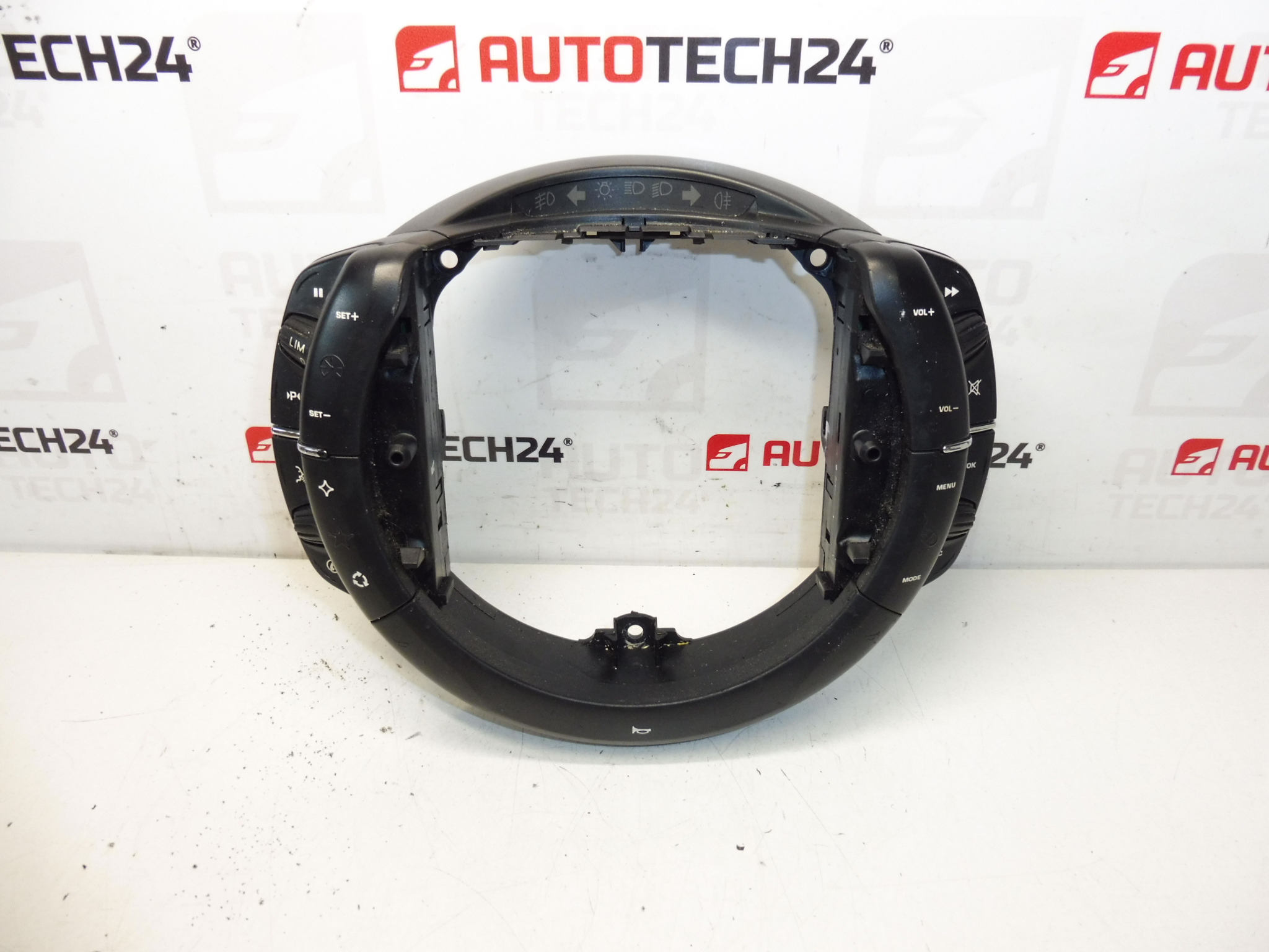 Controles no volante Citroën C4 e Picasso 96624941ZD 6242Y9