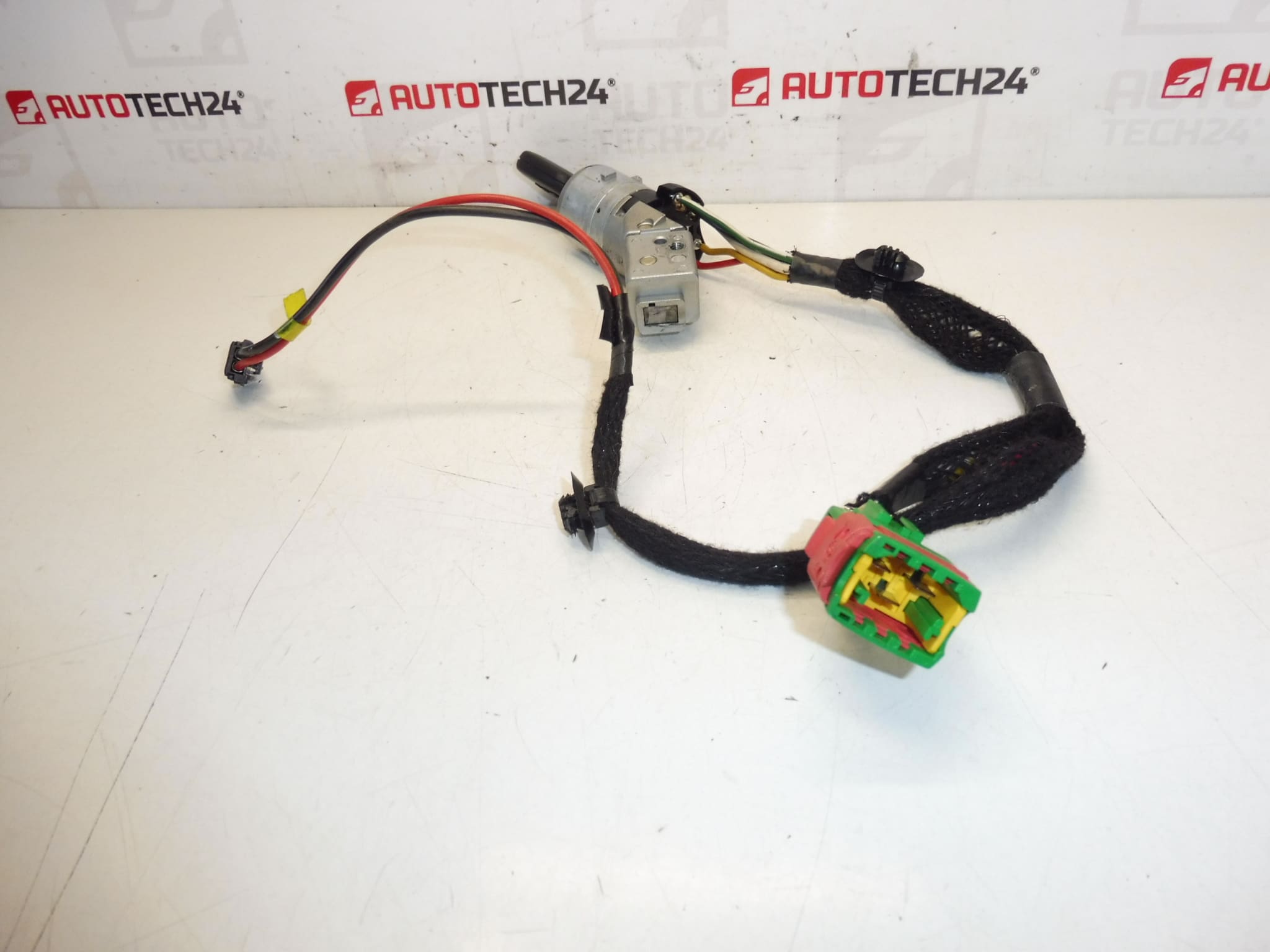 Caixa de distribuição 1 chave Peugeot 307 4162AS - Image 2