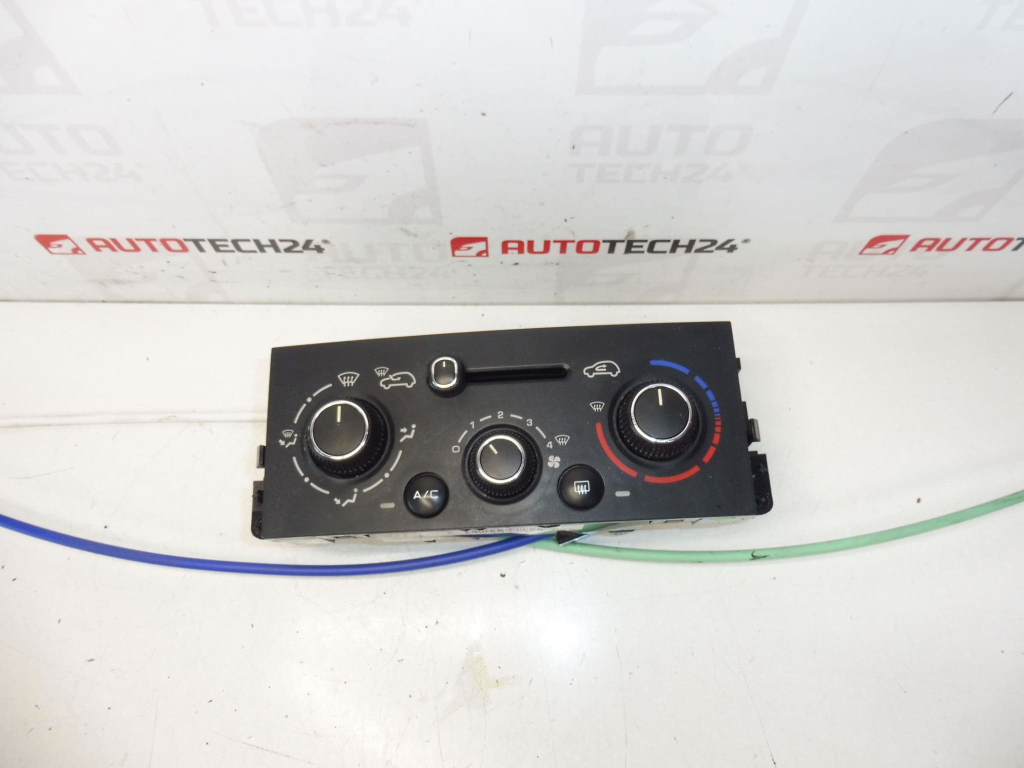 Controle do aquecedor de ar condicionado Peugeot 207 N108224Q 6452Q6