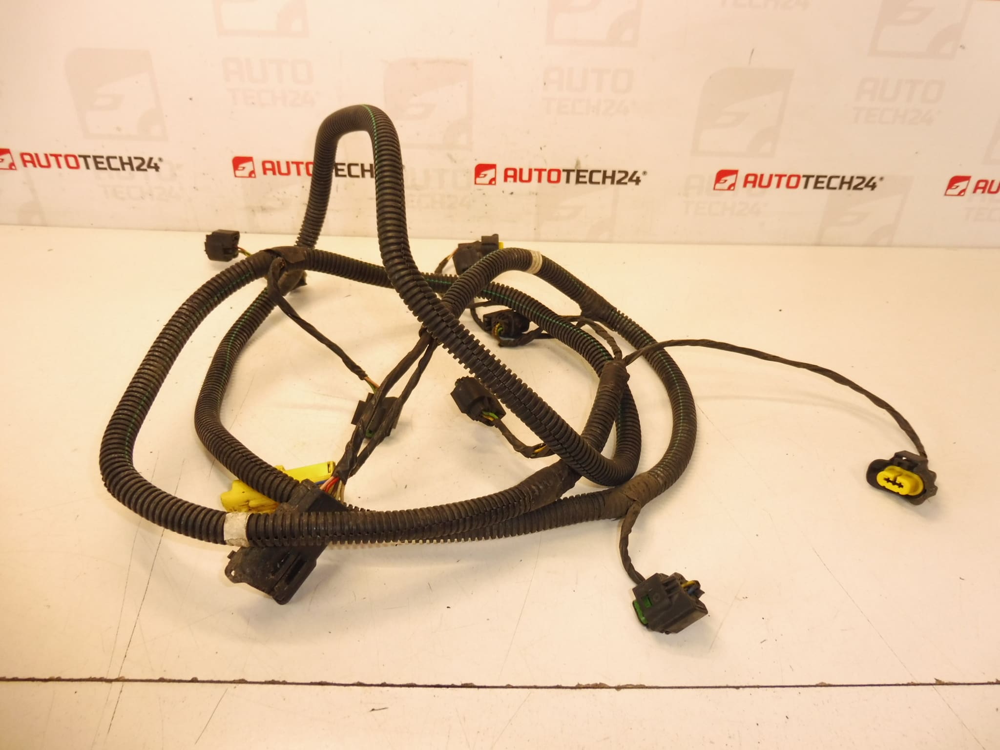 Farol de nevoeiro dianteiro Citroen C4 Picasso e chicote do sensor 9663255080 6575Y2 - Image 2