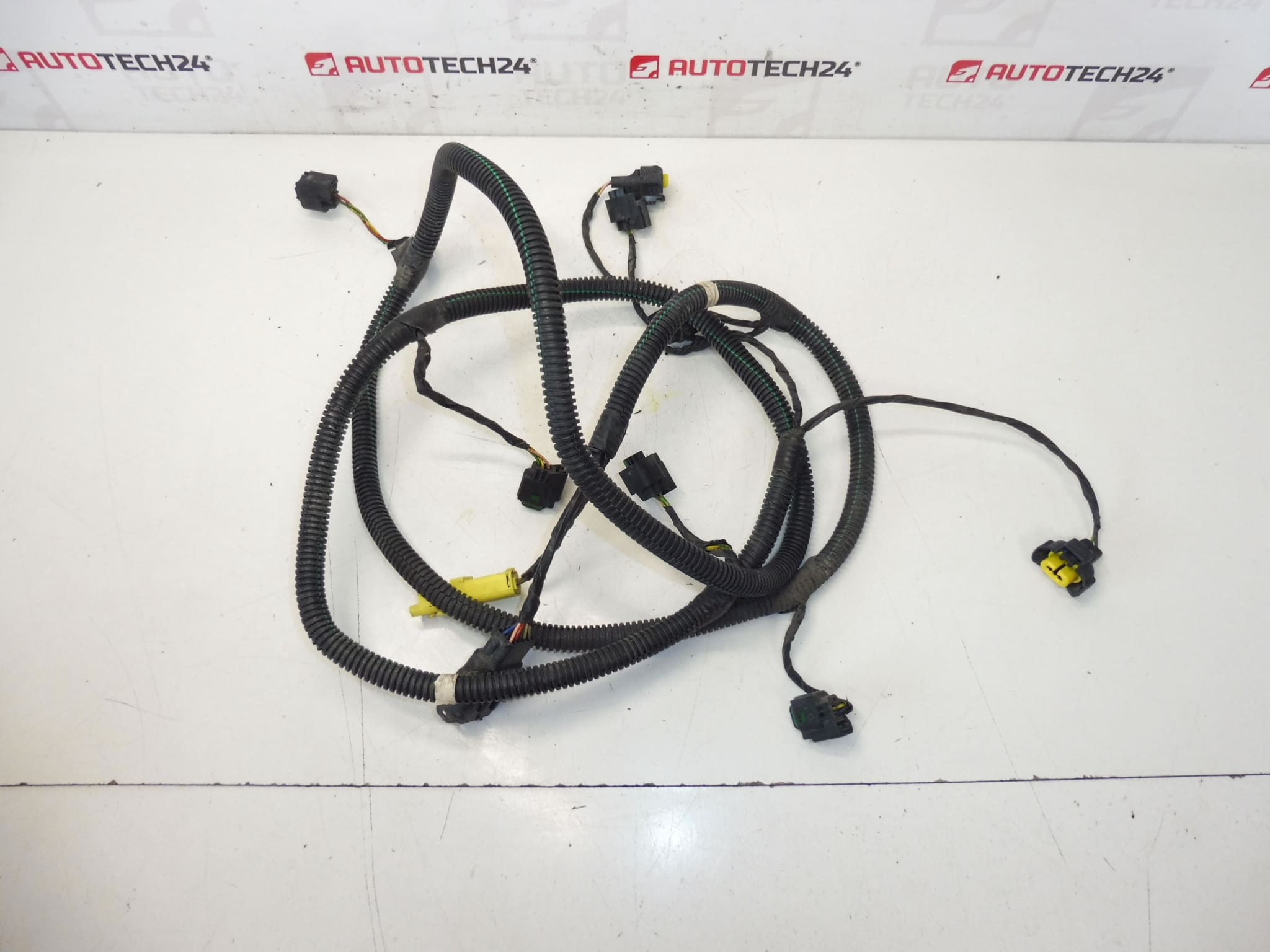 Farol de nevoeiro dianteiro Citroen C4 Picasso e chicote do sensor 9663255080 6575Y2