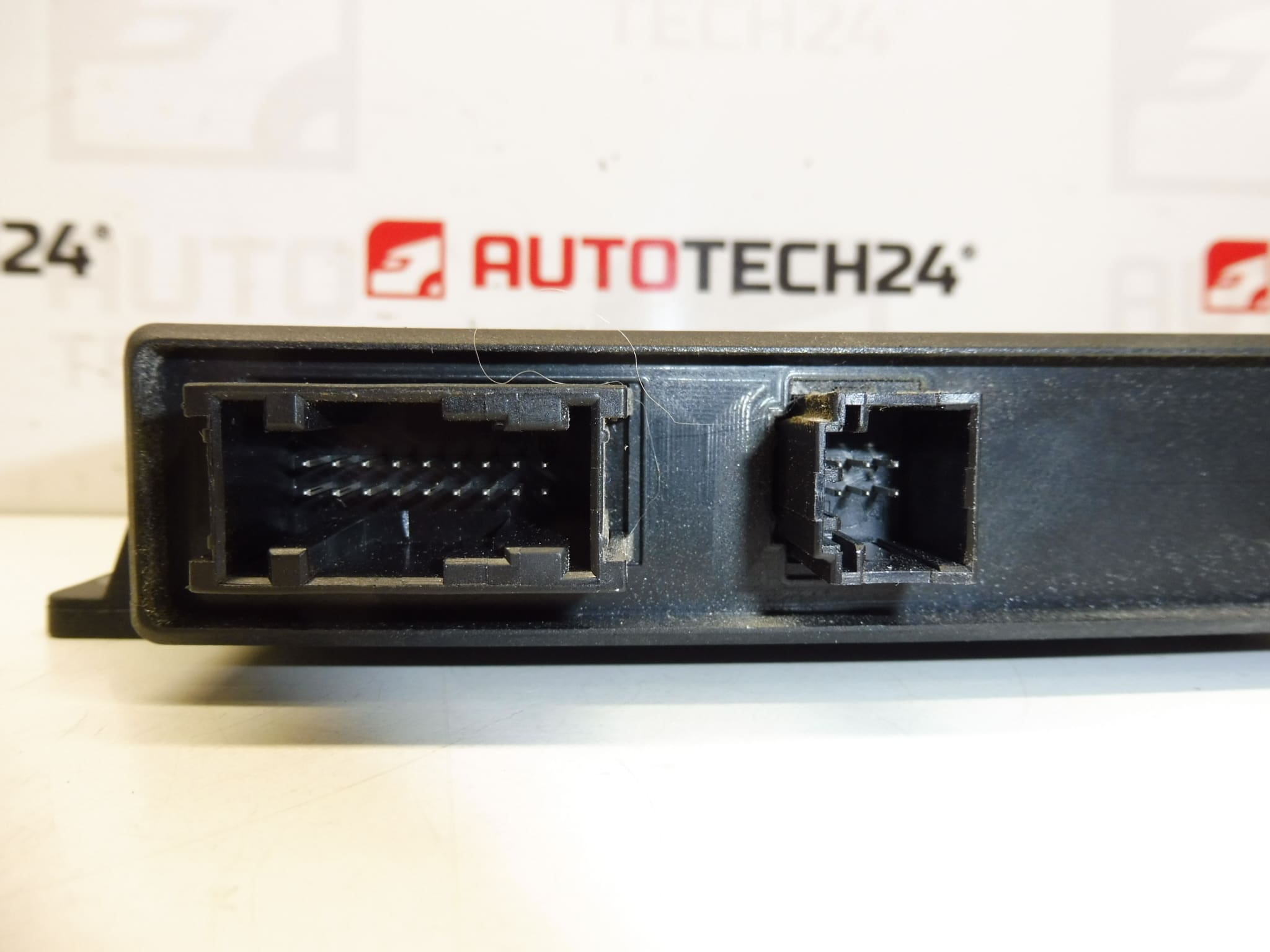 Unidade auxiliar de estacionamento Citroën Peugeot 0263004204 9663821680 - Image 2