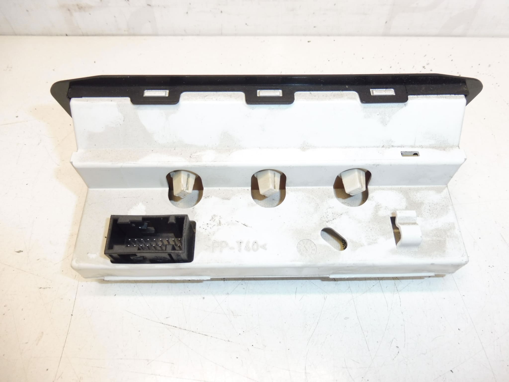 Visor Peugeot 206 96616372XT 6155CQ - Image 2