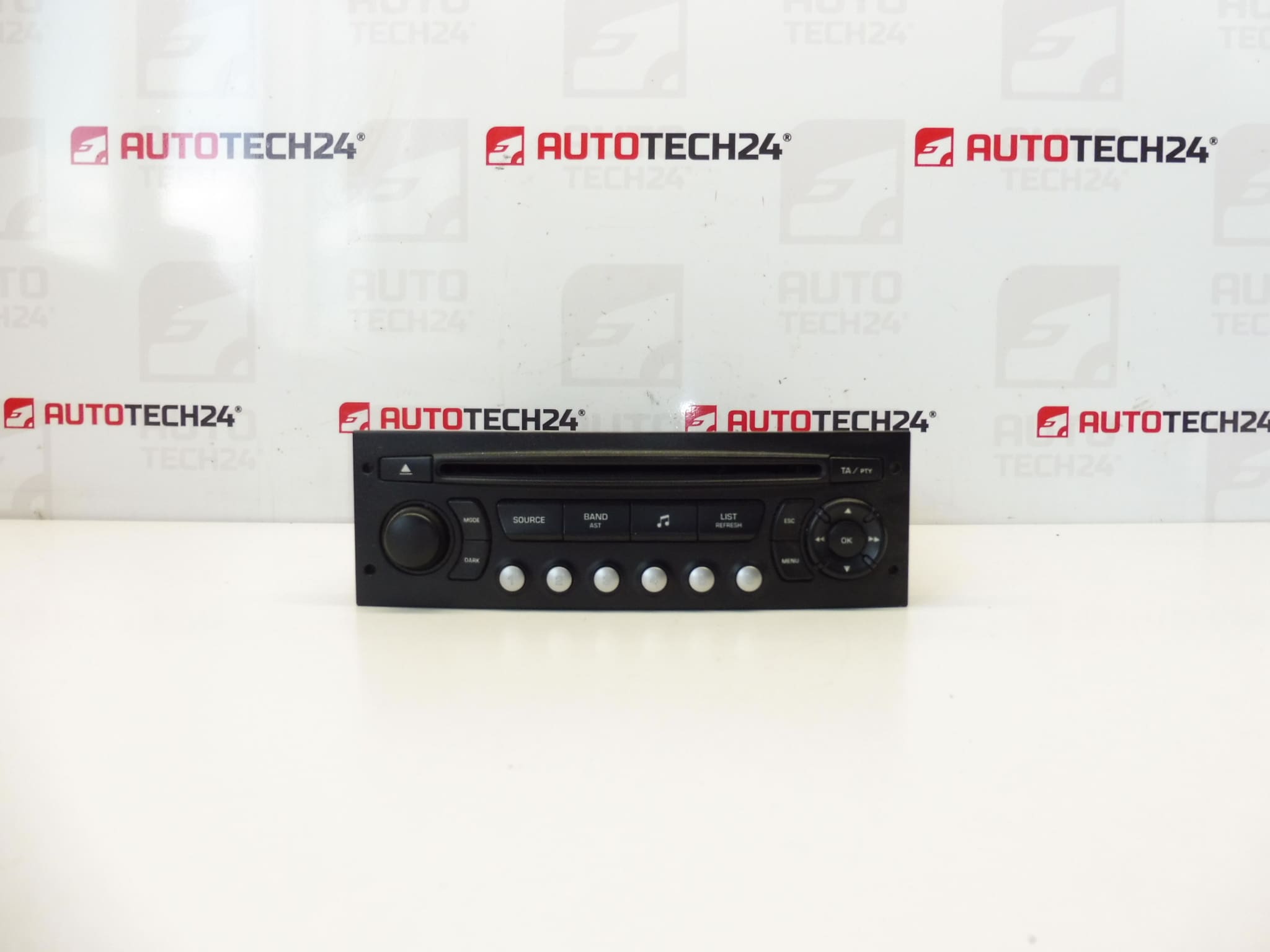 Rádio Automotivo com CD Blaupunkt RD4 N1 - 02 Citroën Peugeot 9660646477