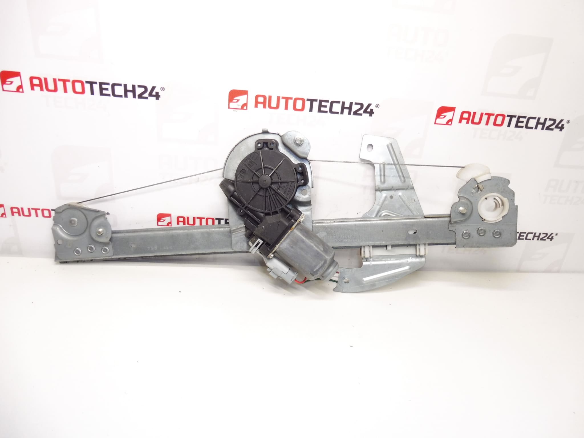 Mecanismo de Vidro Elétrico do Lado Esquerdo para Citroën C1 e Peugeot 107 9221T8