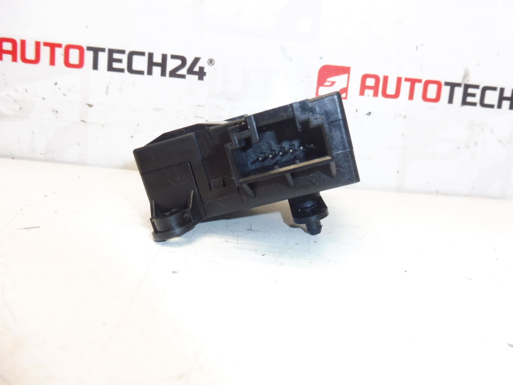 Aquecedor servo motor Valeo Citroën Peugeot 030998Z - Image 2