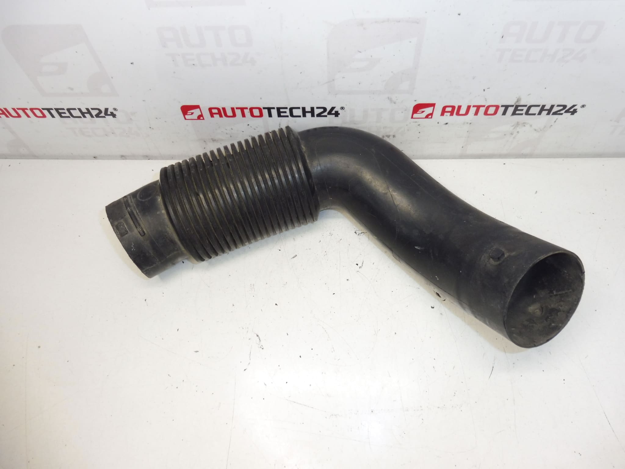 Bocal de admissão 1.6 HDI Citroën Peugeot 9647392480 143451 - Image 2