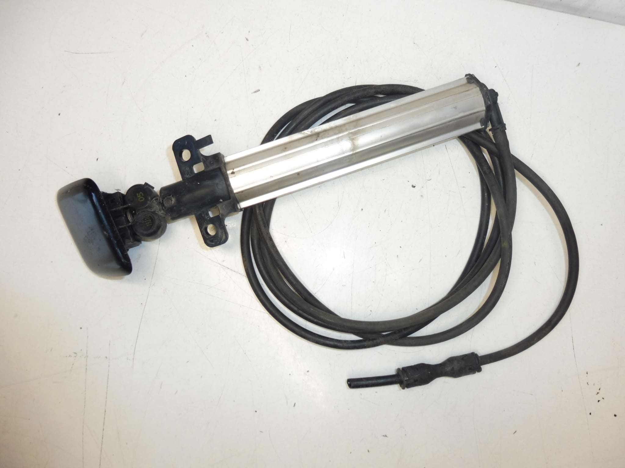 Bocal lavador de farol esquerdo Peugeot 308 T7 6438Y7 6438Z0 - Image 2