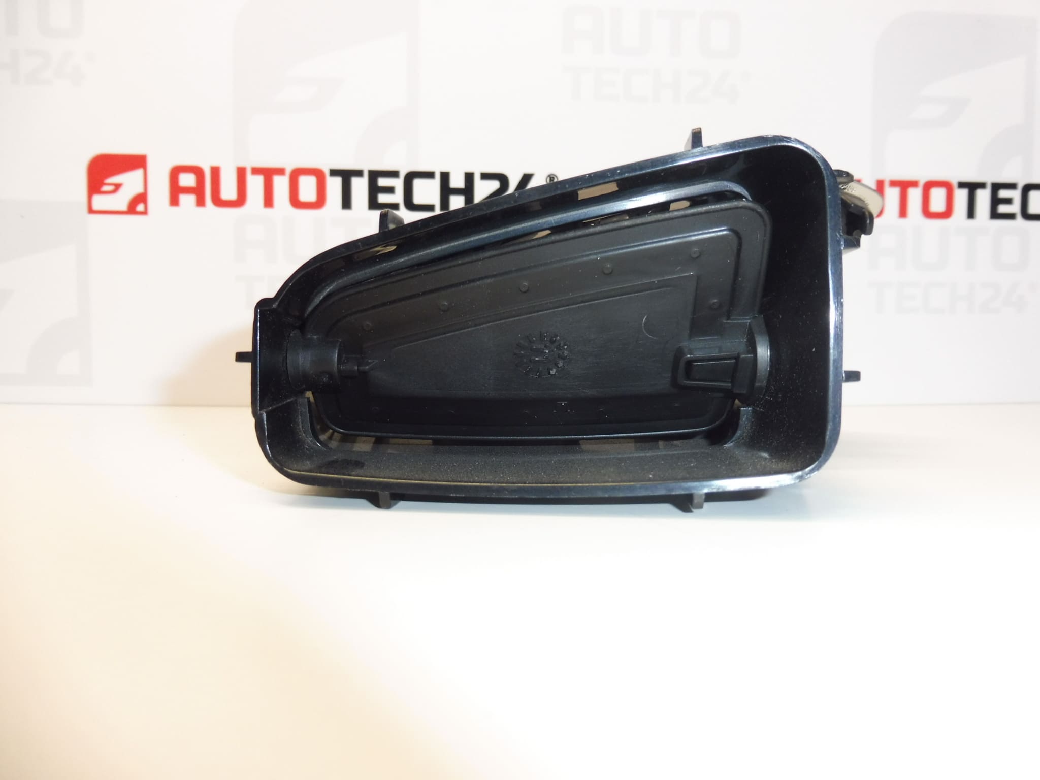 Grade de ventilação direita Citroen C4 II B7 e DS4 9671332277 8247S1 - Image 2